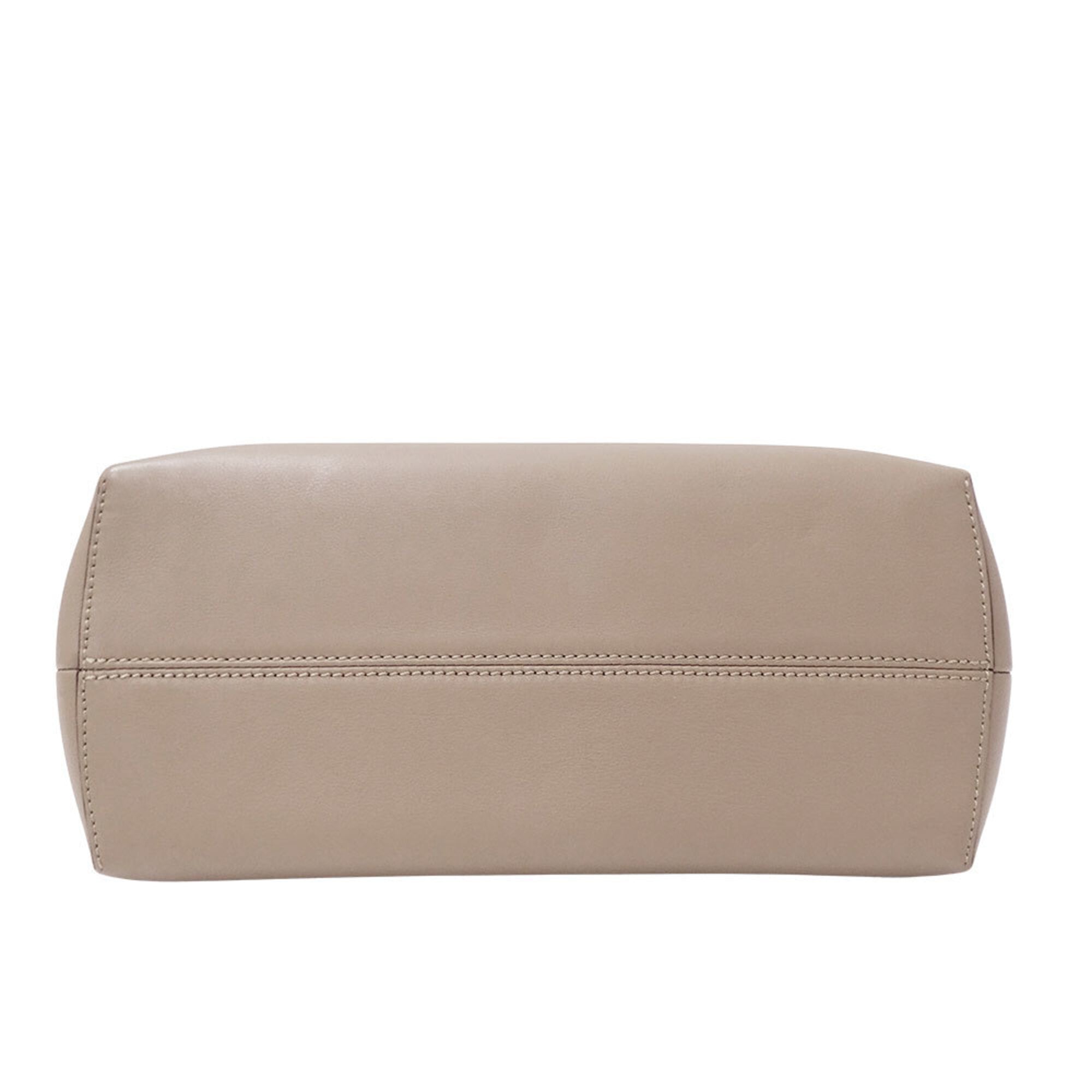 Fendi Grayish Leather Handbag Shoulder Bag (Pre-Owned)