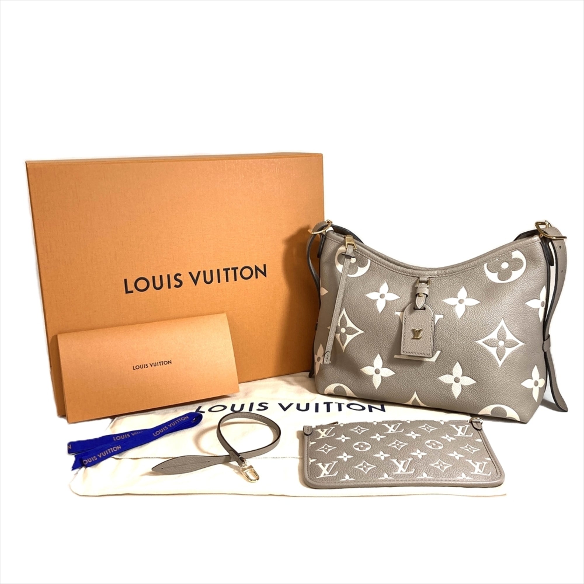 Louis Vuitton Beige Bicolor Cream Monogram Or Monogram Empreinte Pouch Shoulder Bag (Pre-Owned)