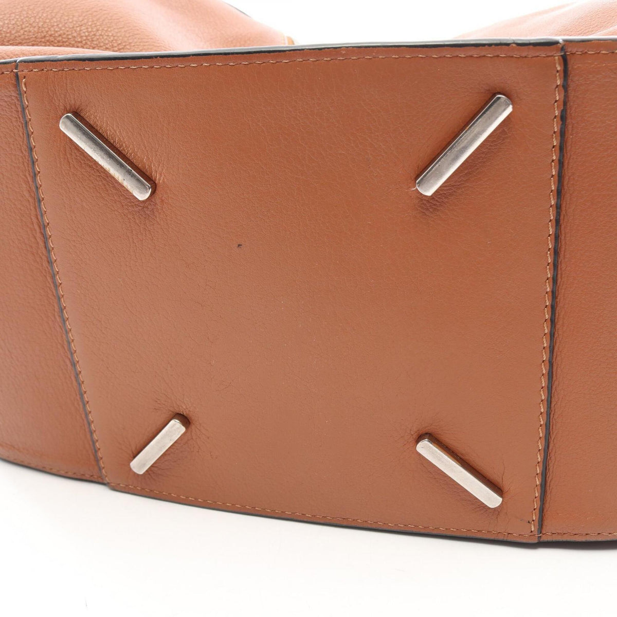 Loewe Brown Leather Handbag (Pre-Owned)