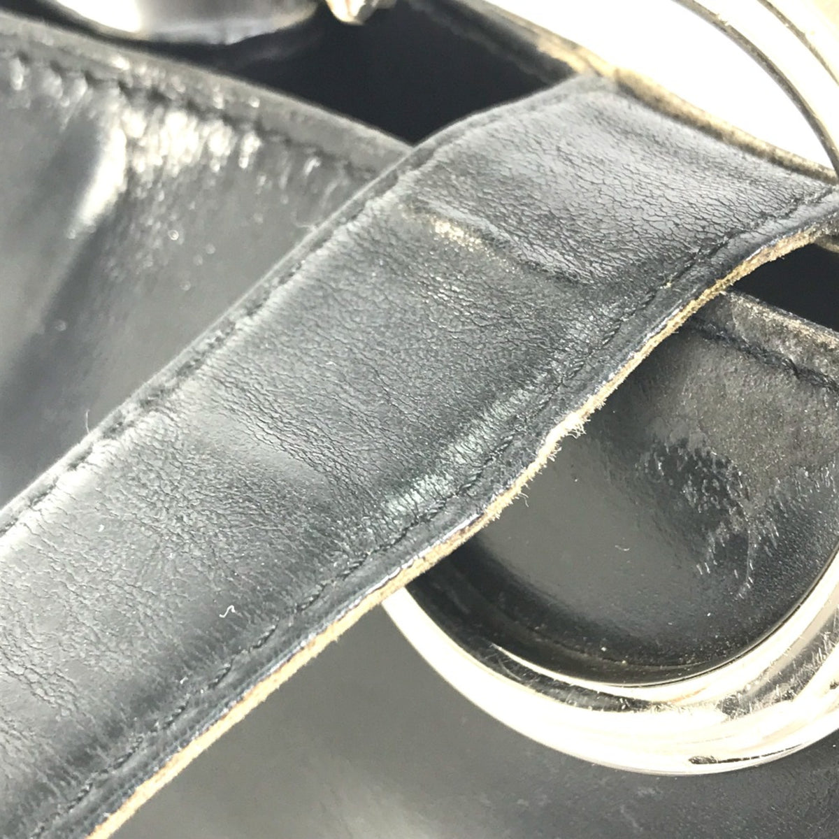 Cartier Black Leather Shoulder Bag (Pre-Owned)