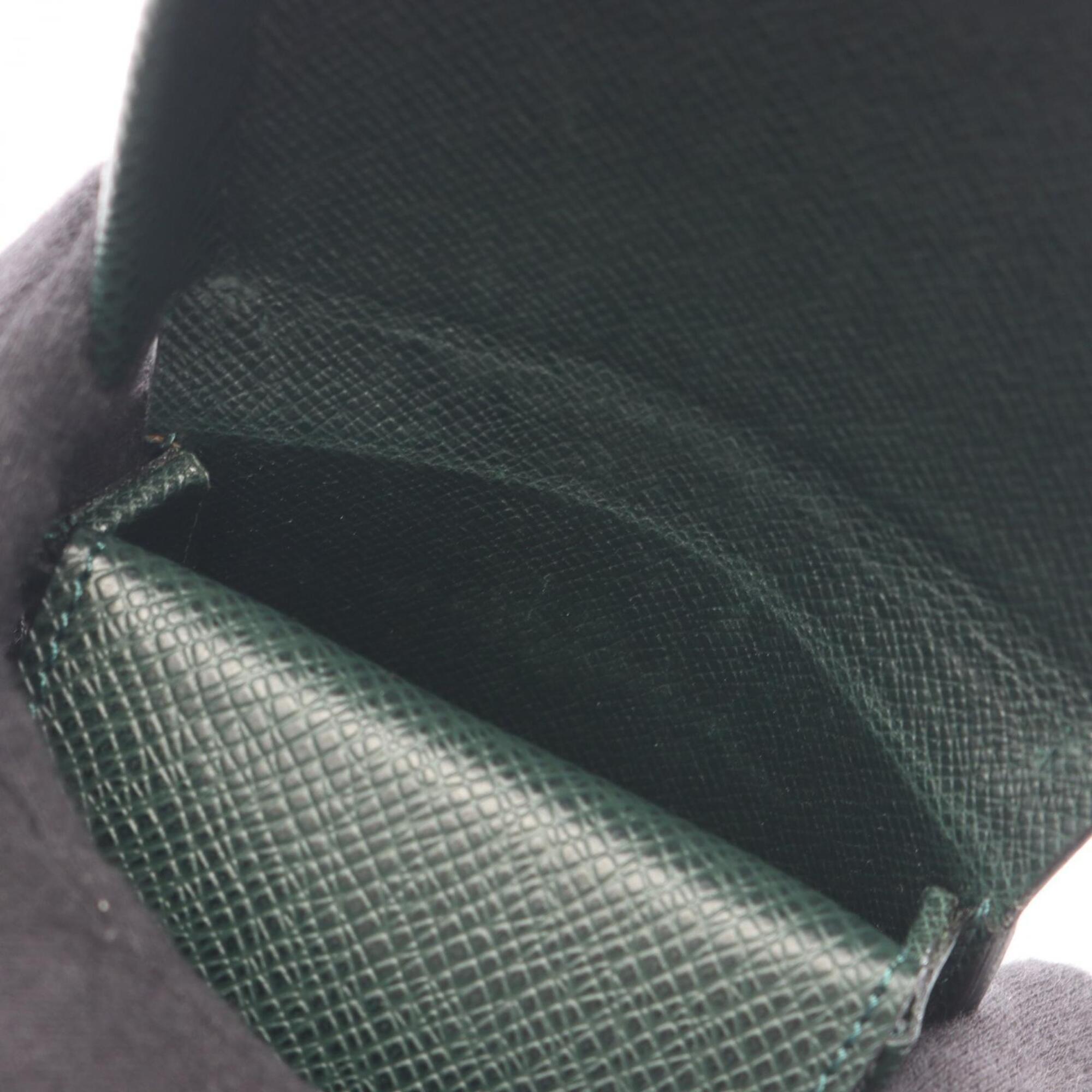 Louis Vuitton Taiga Episea Green Taiga Leather Coin Purse/Coin Case (Pre-Owned)