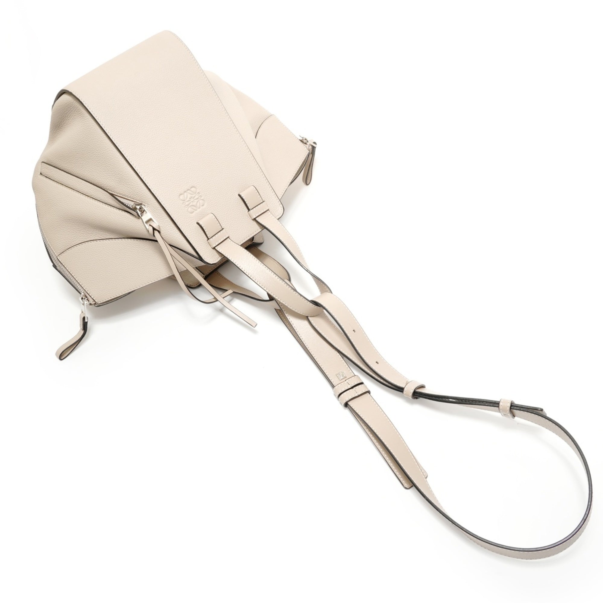 Loewe Hammock Beige Handbag (Pre-Owned)
