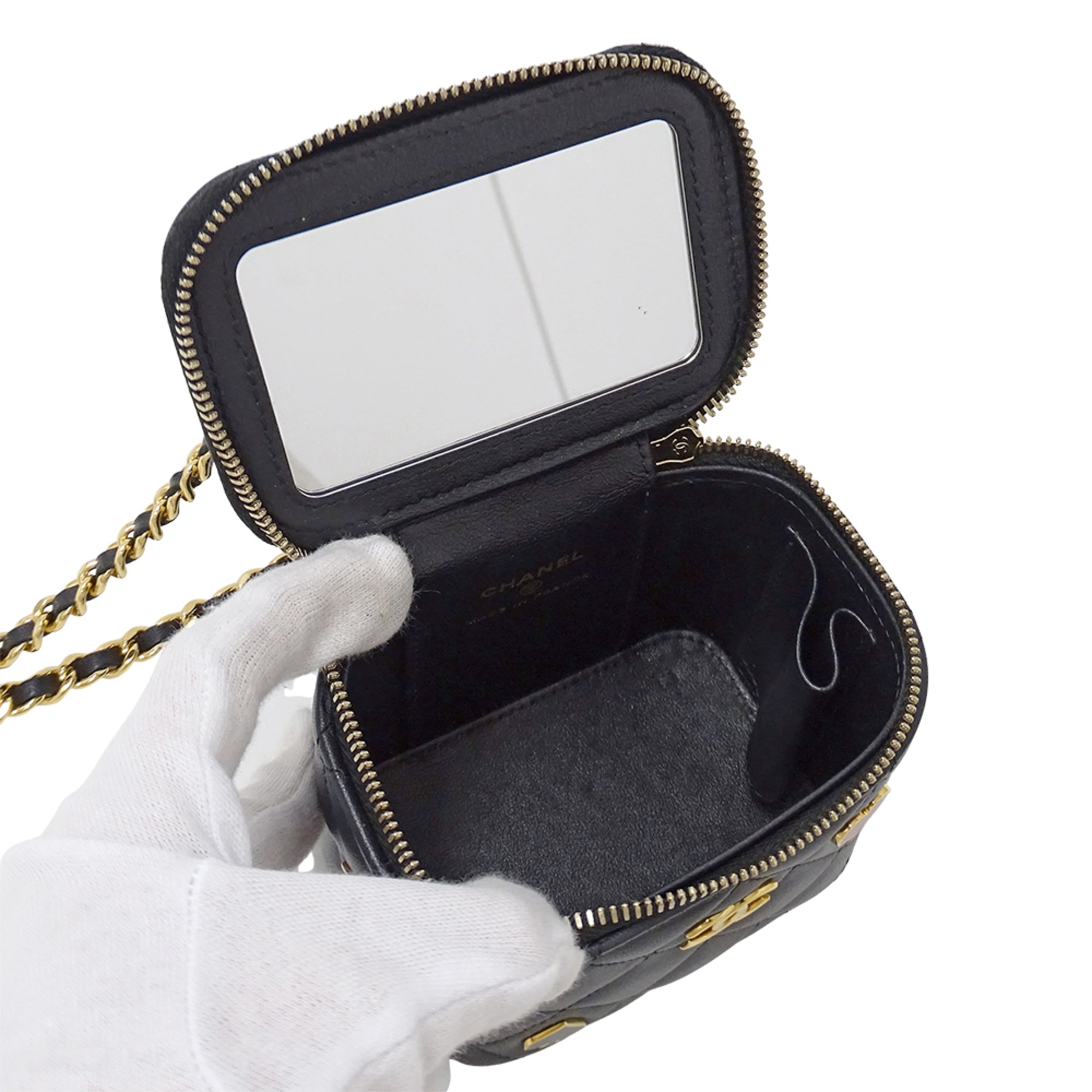 Chanel Black Leather Handbag Shoulder Bag (Pre-Owned)