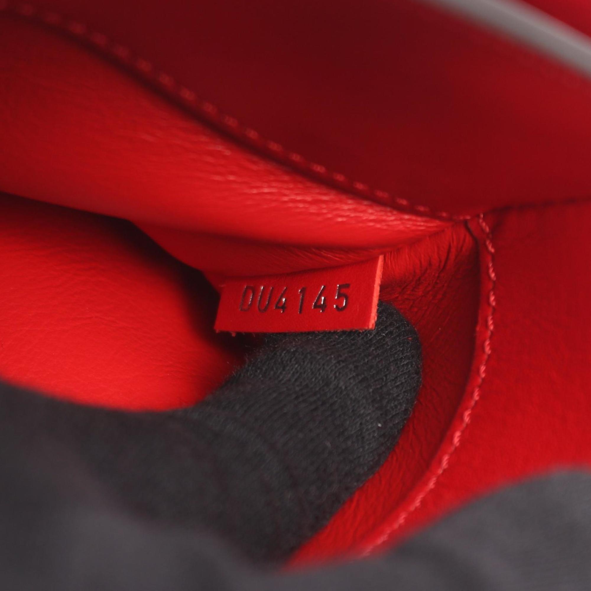 Louis Vuitton Red Color Leather Handbag (Pre-Owned)