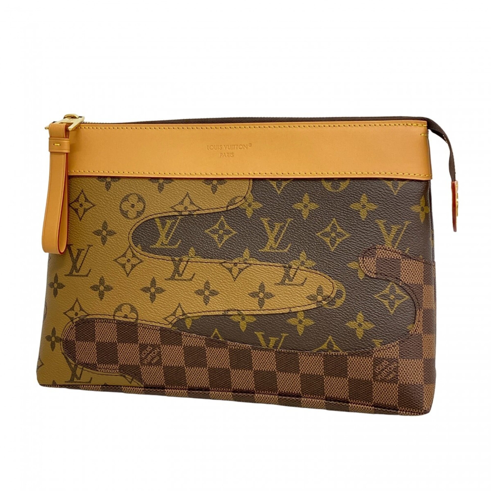 Louis Vuitton Brown Clutch Bag (Pre-Owned)