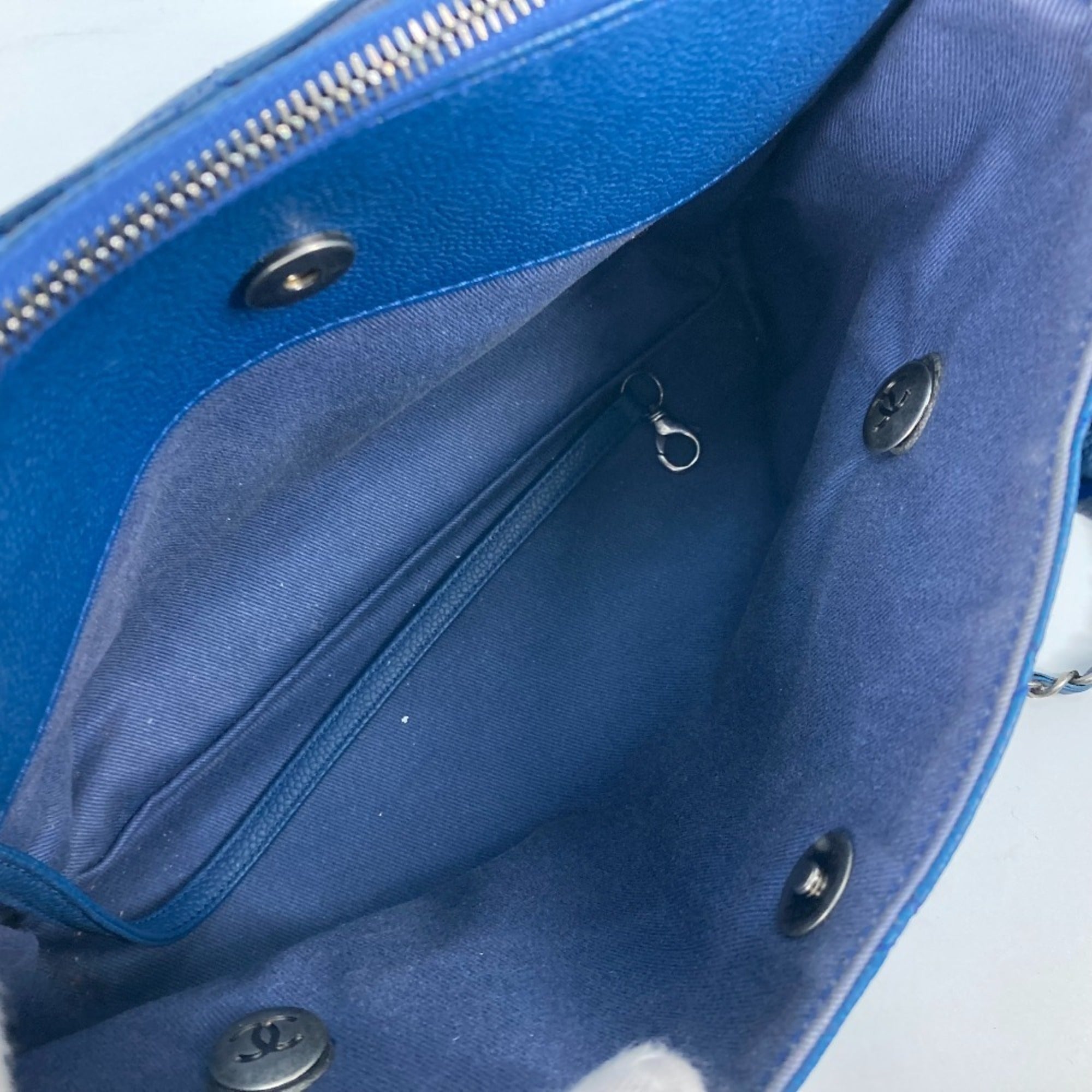 Chanel Blue Caviar Leather Handbag Shoulder Bag Tote Bag (Pre-Owned)