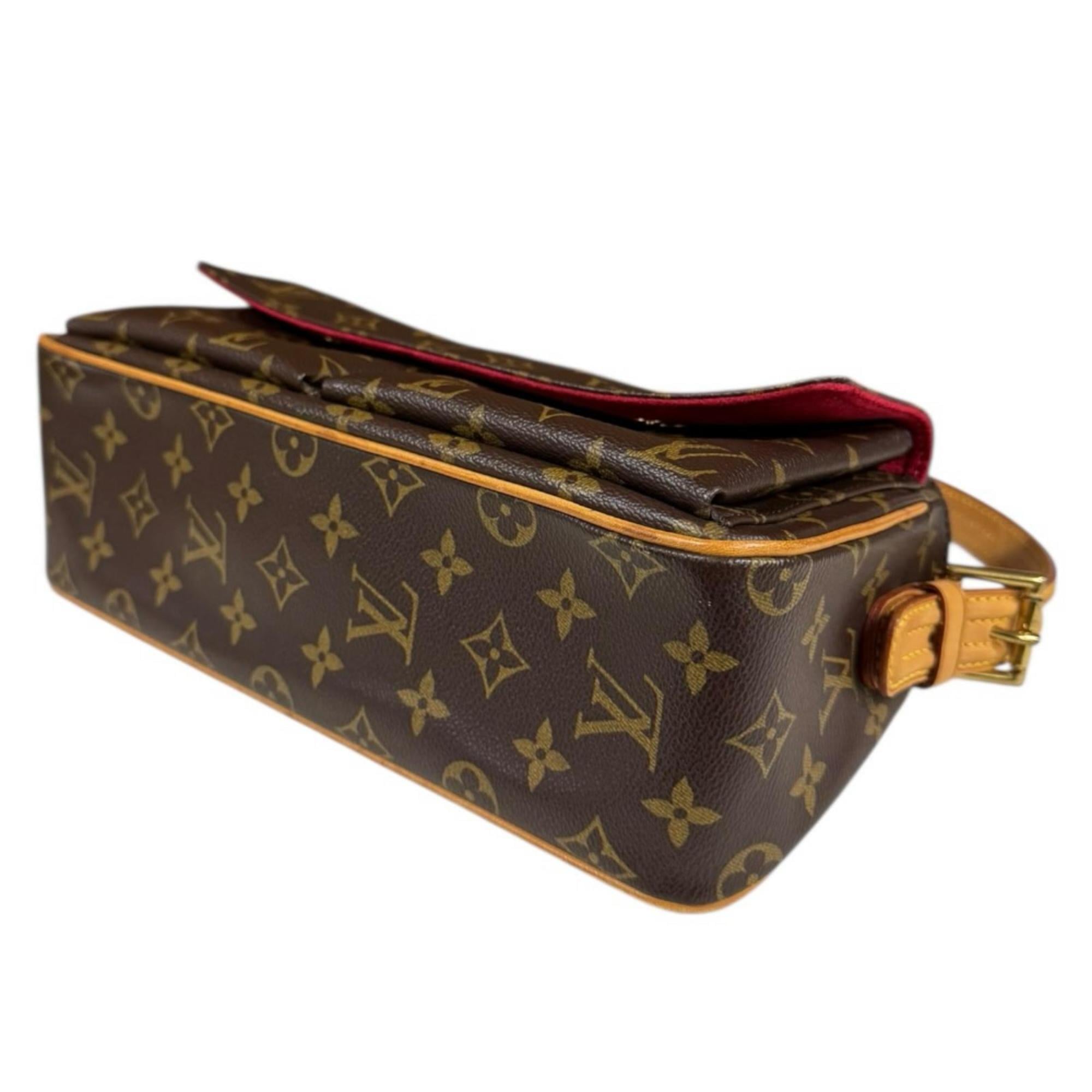 Louis Vuitton Brown Monogram Canvas Shoulder Bag (Pre-Owned)