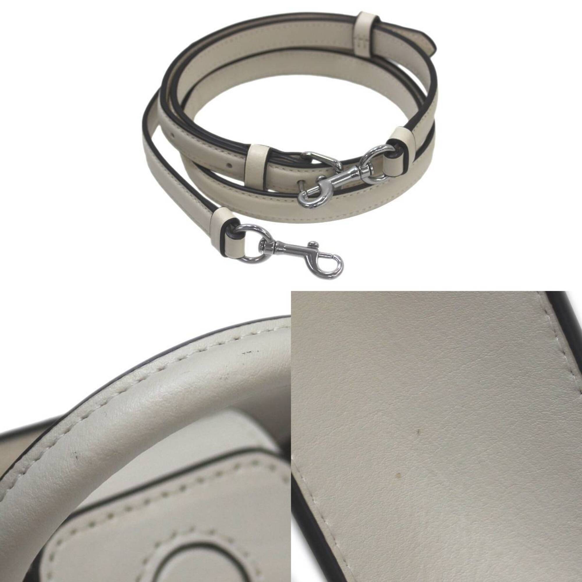 Coach Beige Handbag Shoulder Bag Tote Bag (Pre-Owned)