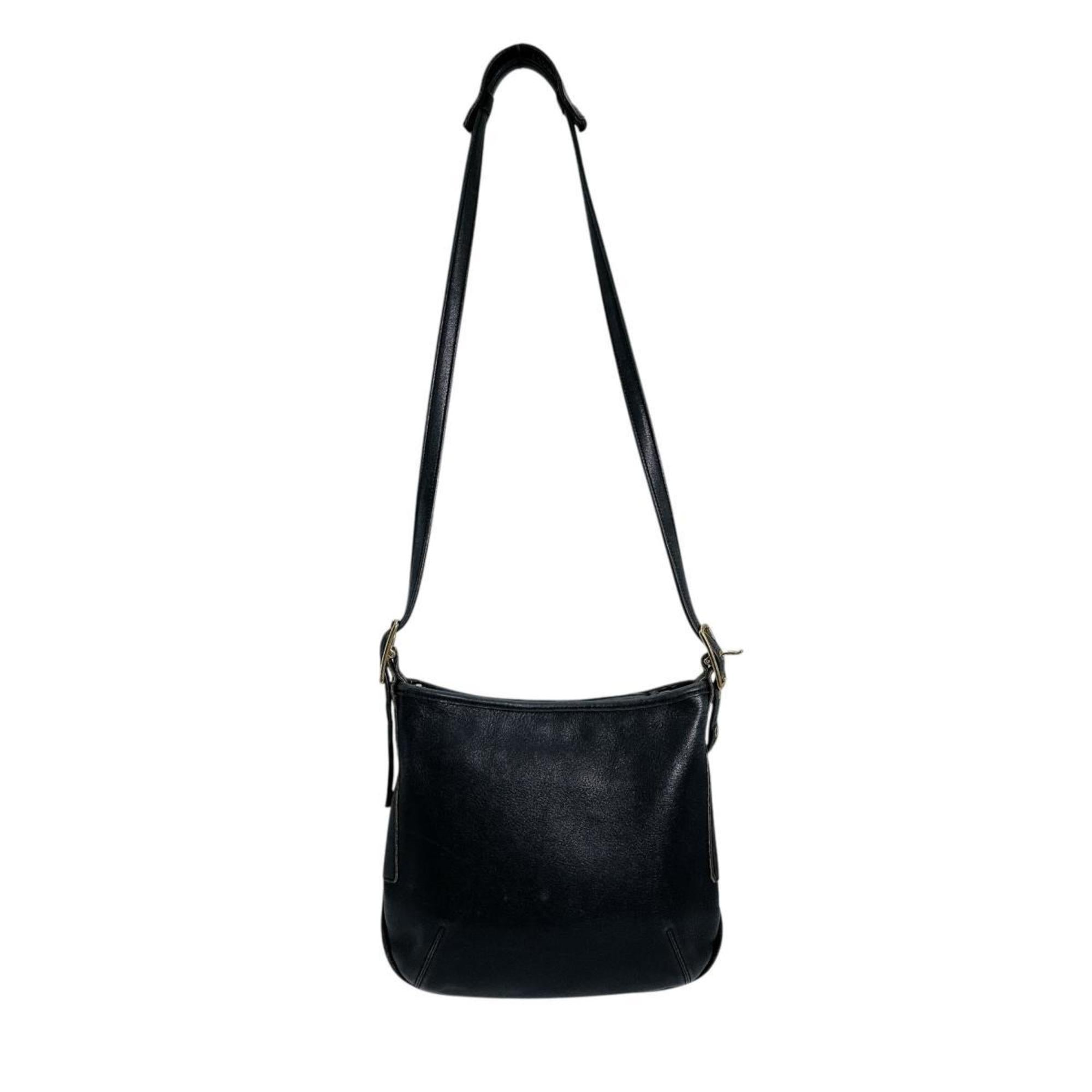 Coach Black Leather Shoulder Bag (Pre-Owned)
