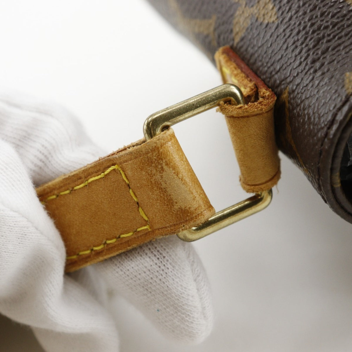 Louis Vuitton Brown Monogram Monogram Shoulder Bag (Pre-Owned)