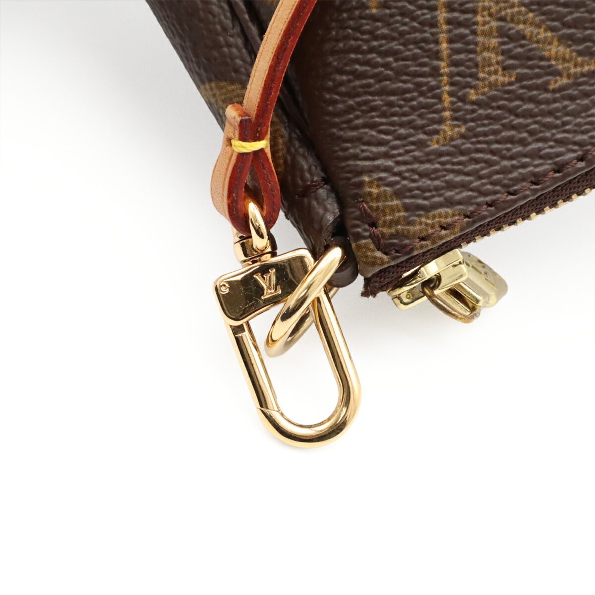 Louis Vuitton Brown Monogram Canvas Handbag Pochette Pouch (Pre-Owned)