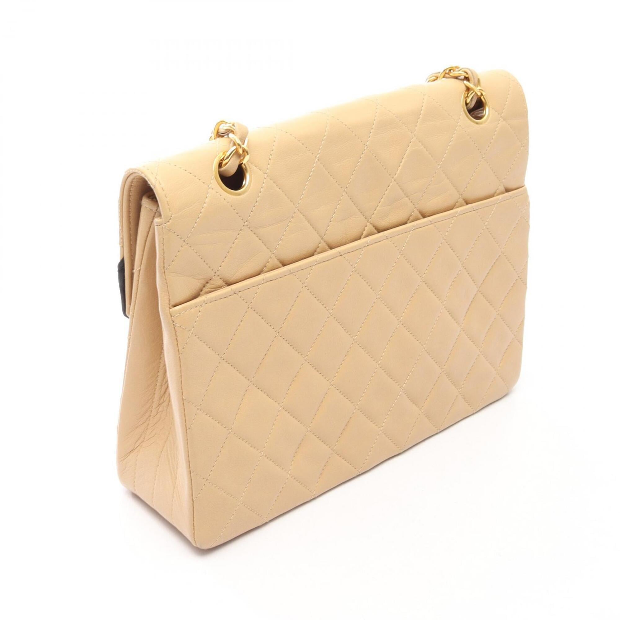 Chanel Beige Leather Handbag Shoulder Bag (Pre-Owned)