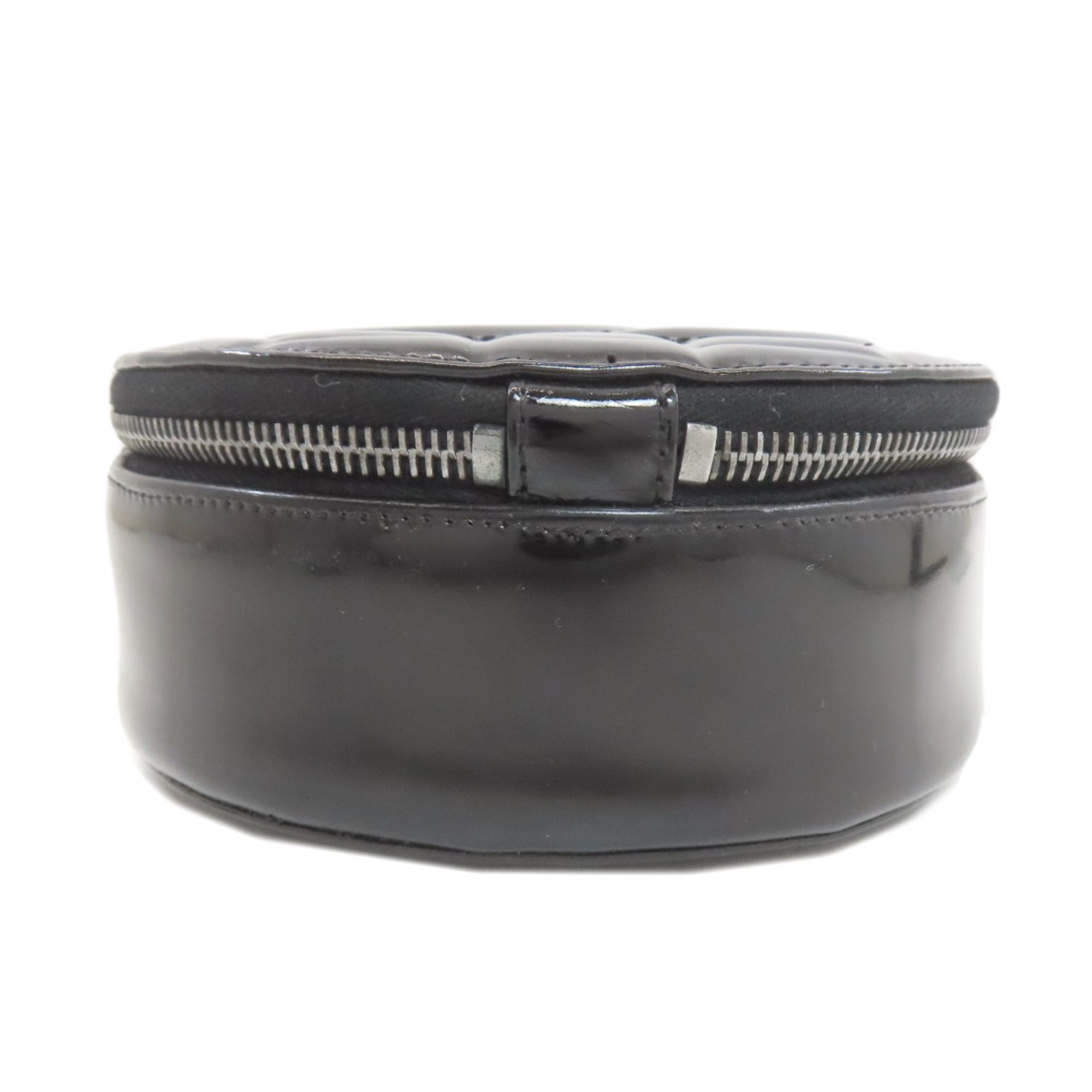 Chanel Black Leather Shoulder Bag (Pre-Owned)