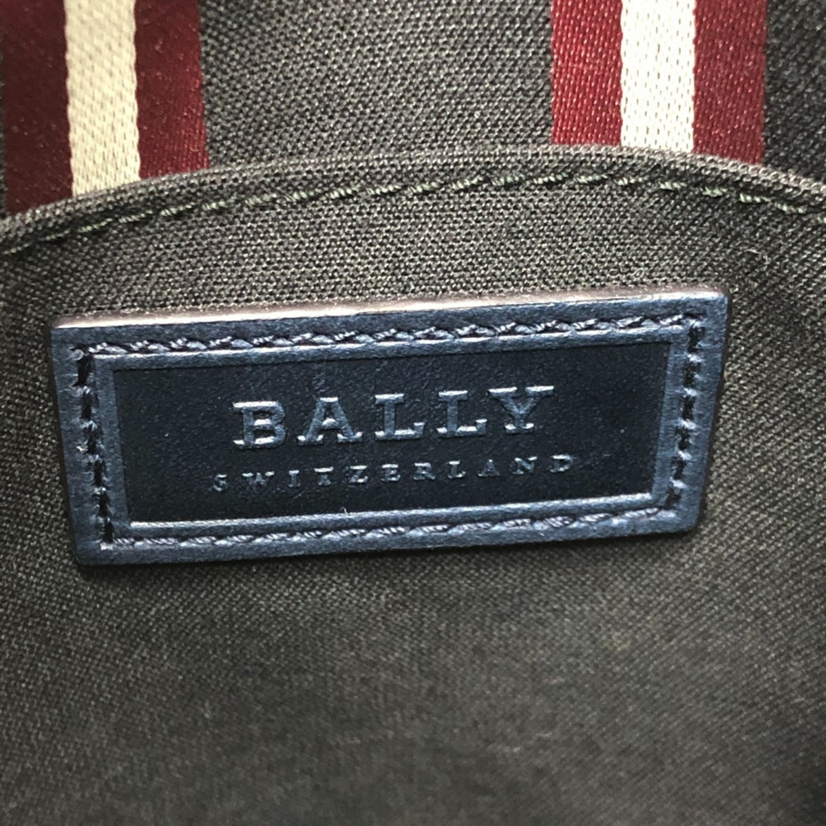 Bally Navy Leather Handbag Shoulder Bag (Pre-Owned)