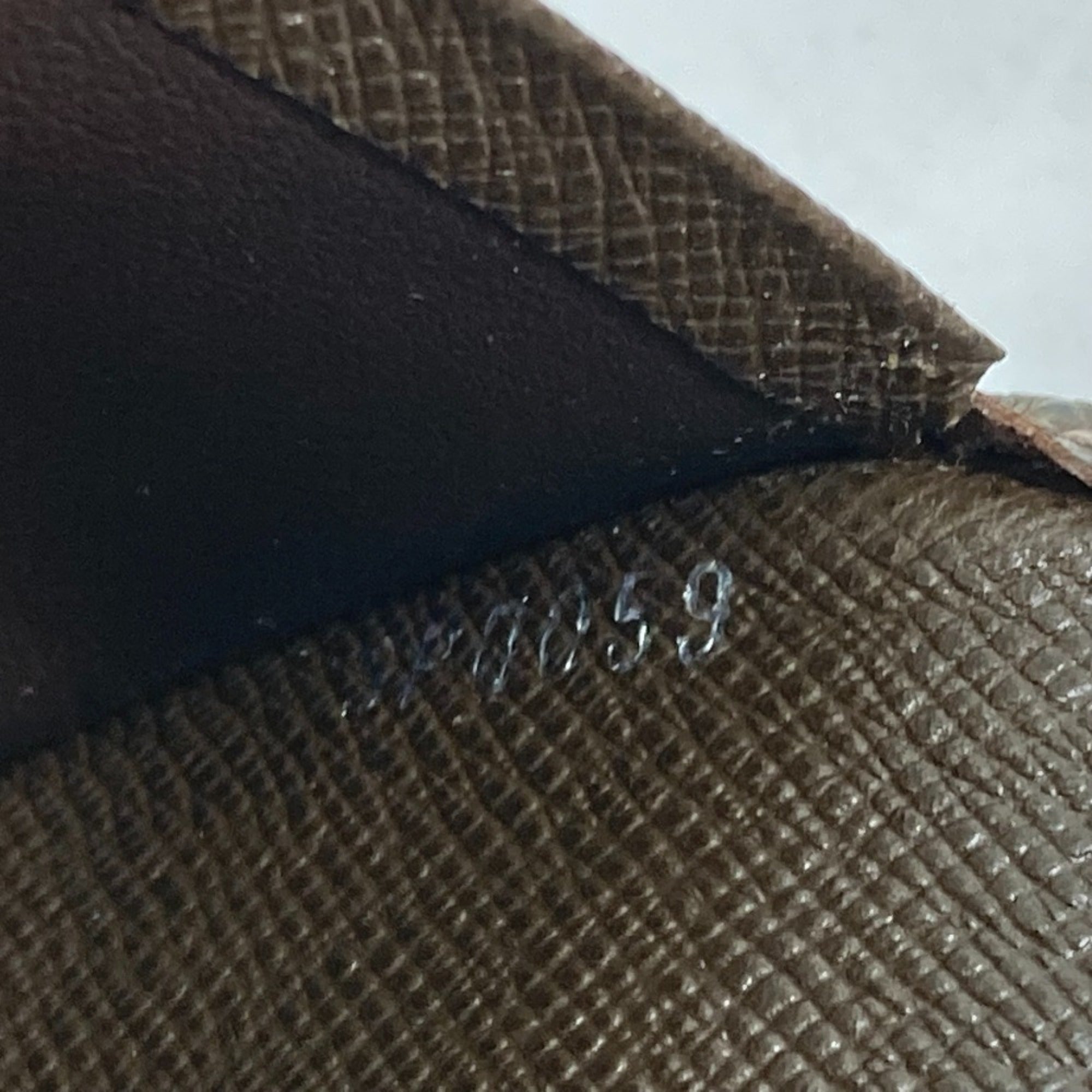 Louis Vuitton Brown Taiga Leather Long Bill Wallet (Bi-Fold) (Pre-Owned)