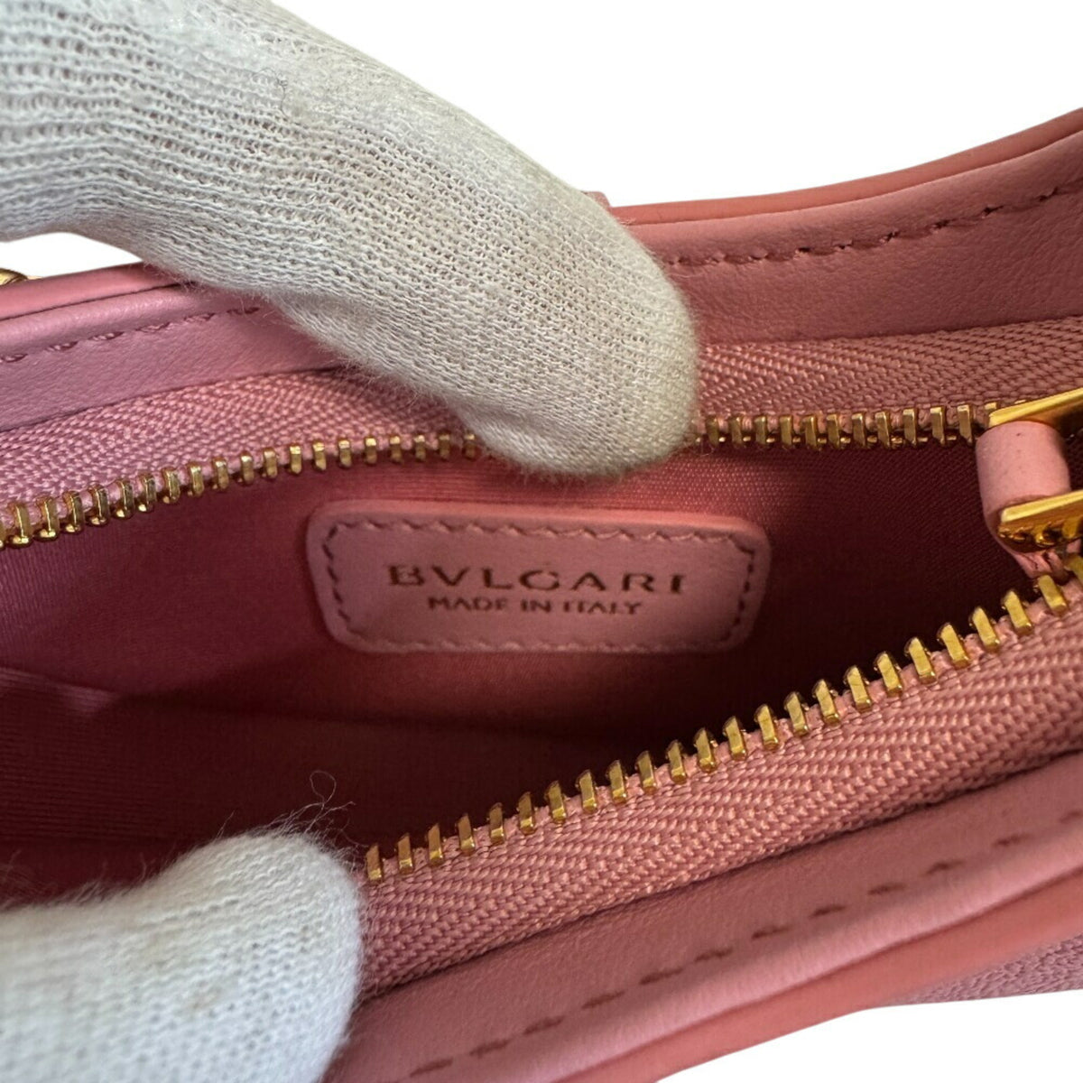 Bvlgari Pink Leather Shoulder Bag (Pre-Owned)