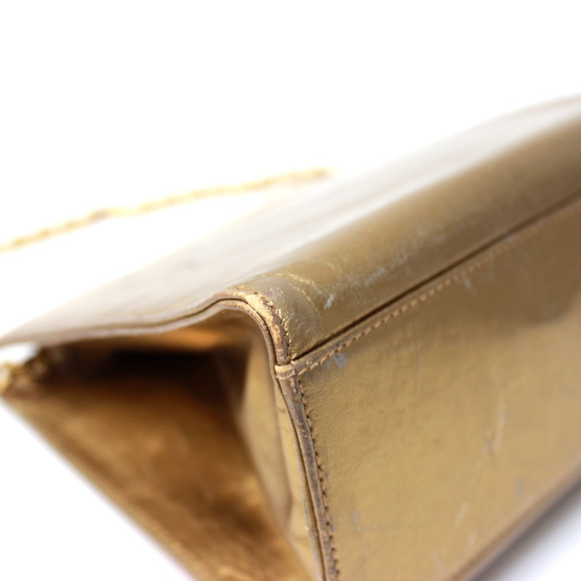 Salvatore Ferragamo Gold Leather Pochette Shoulder Bag (Pre-Owned)
