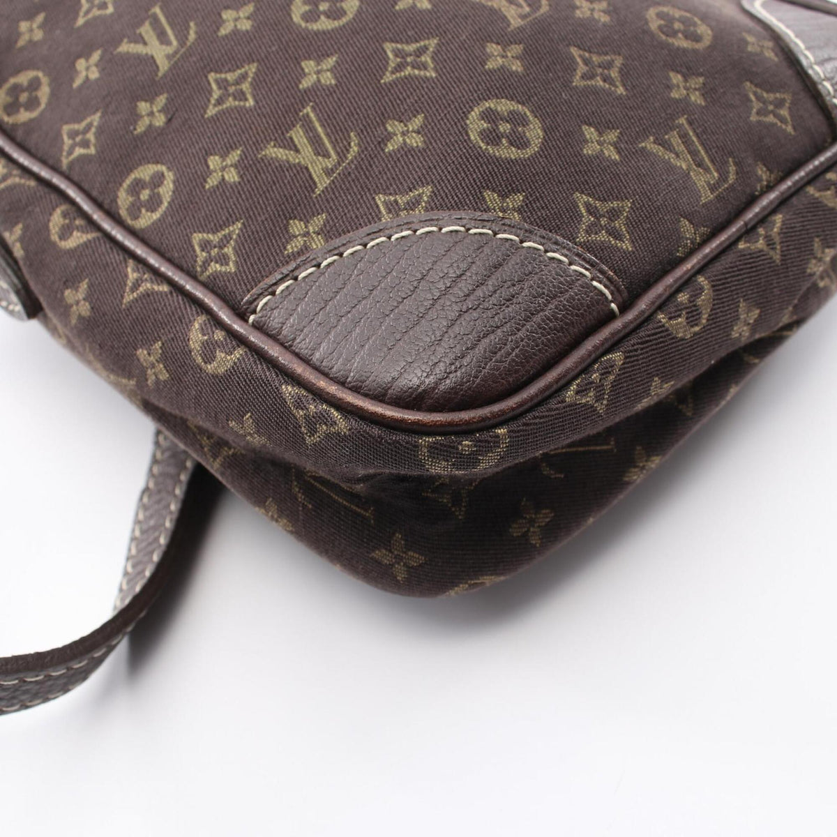 Louis Vuitton Brown Ebene Canvas Leather Handbag Pochette Shoulder Bag (Pre-Owned)
