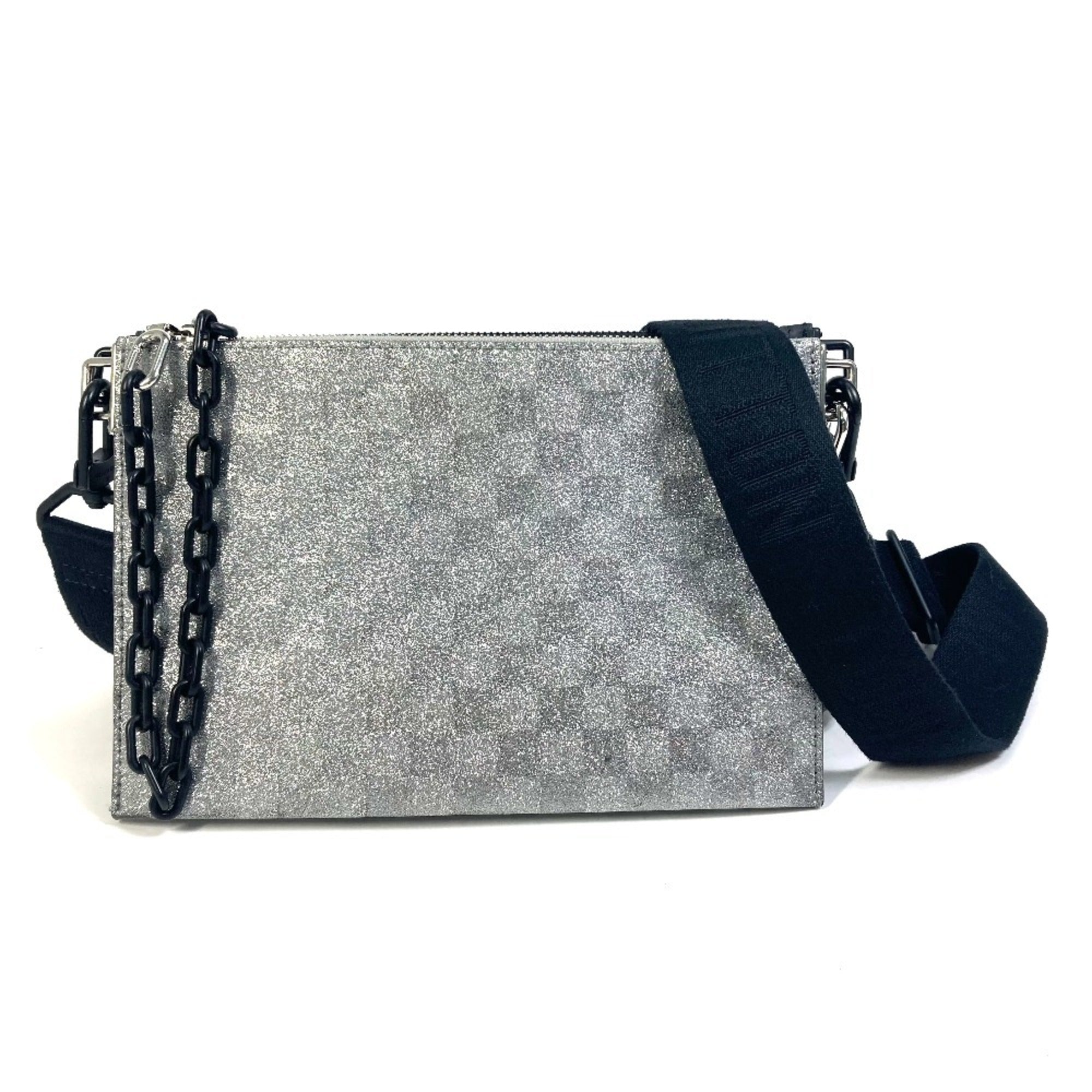 Louis Vuitton Black Silver Leather Shoulder Bag (Pre-Owned)