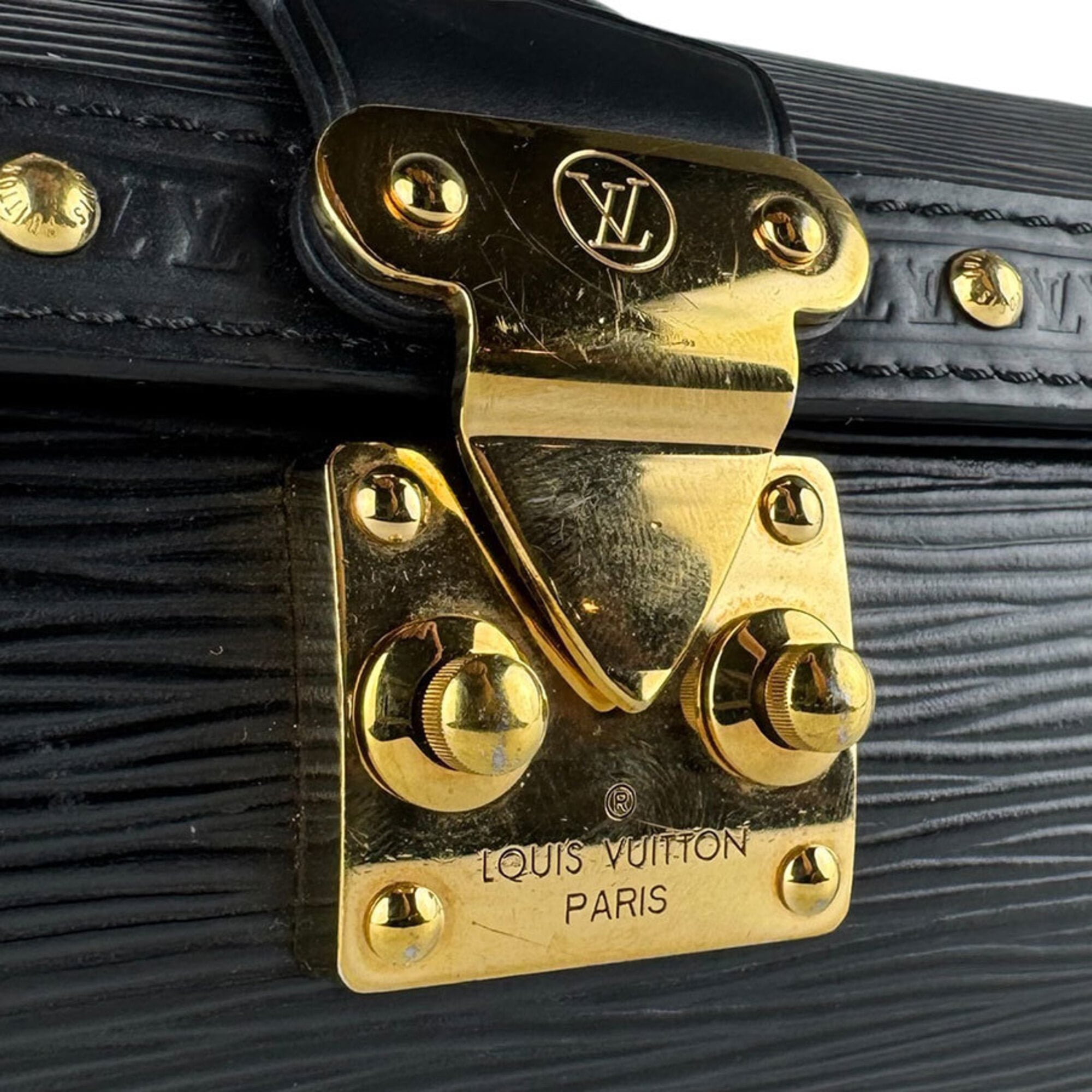 Louis Vuitton Black Epi Leather Handbag Shoulder Bag (Pre-Owned)