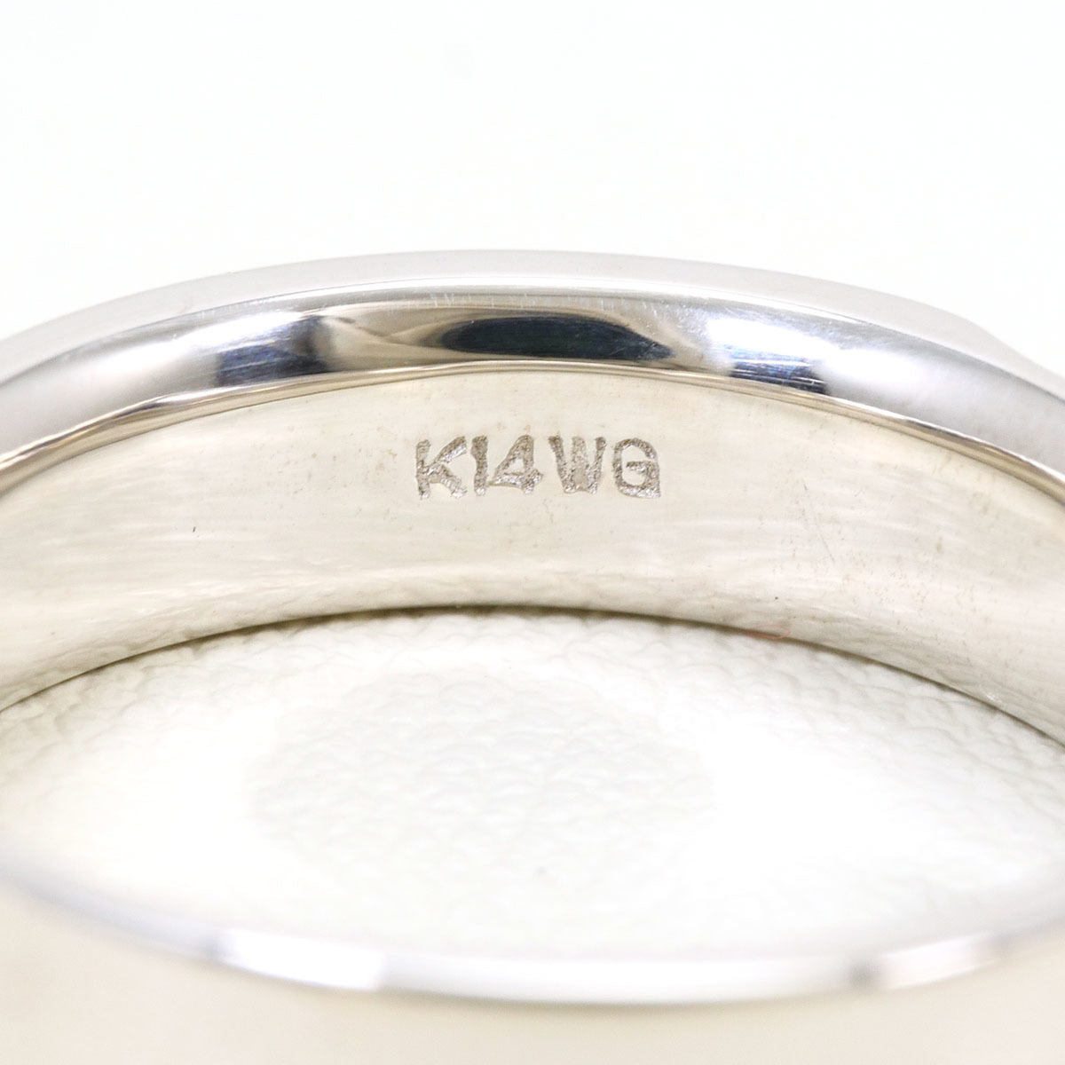 Unbranded White Gold White Gold (14K) Band Ring (Pre-Owned)