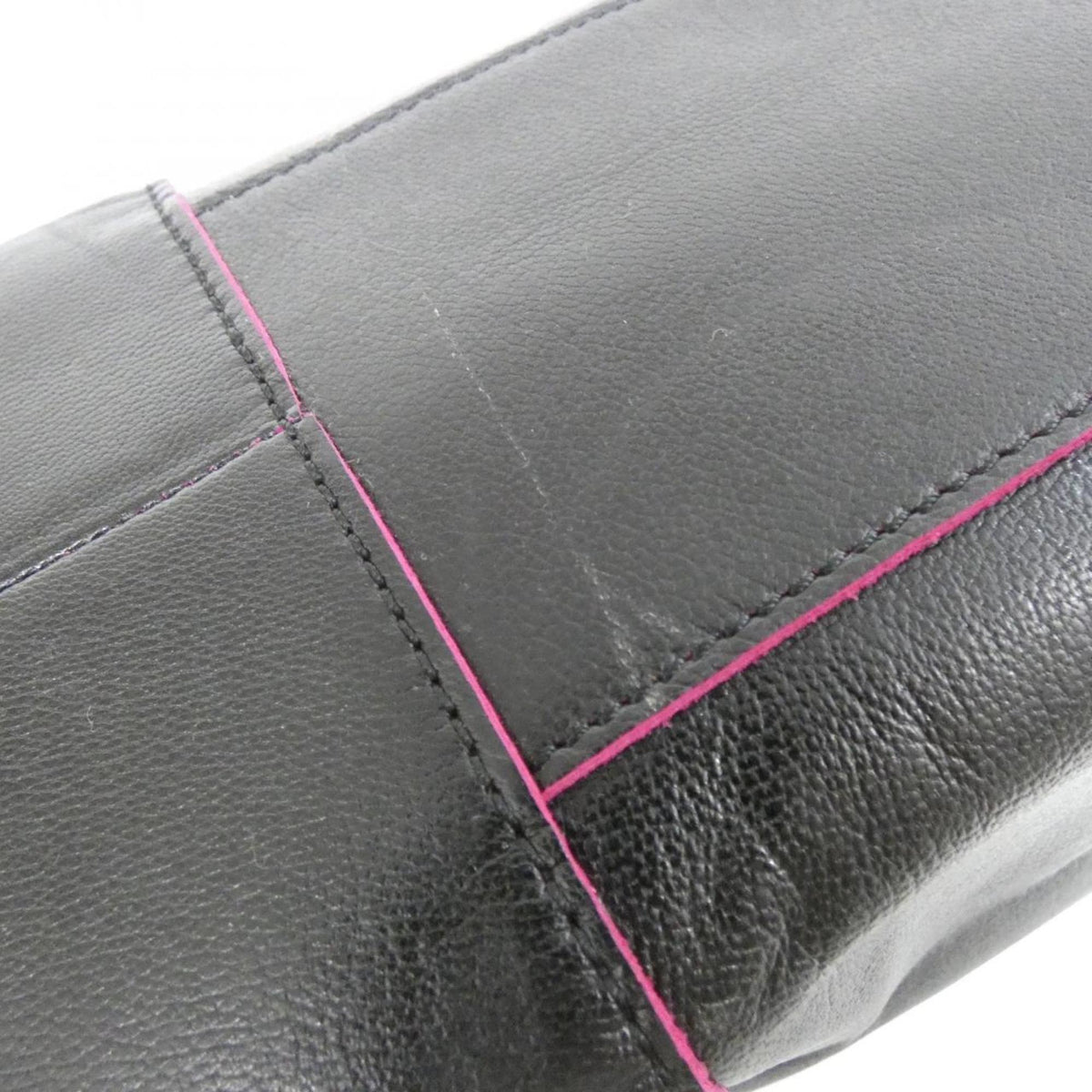 Loewe Amazona Black Pink Leather Handbag (Pre-Owned)
