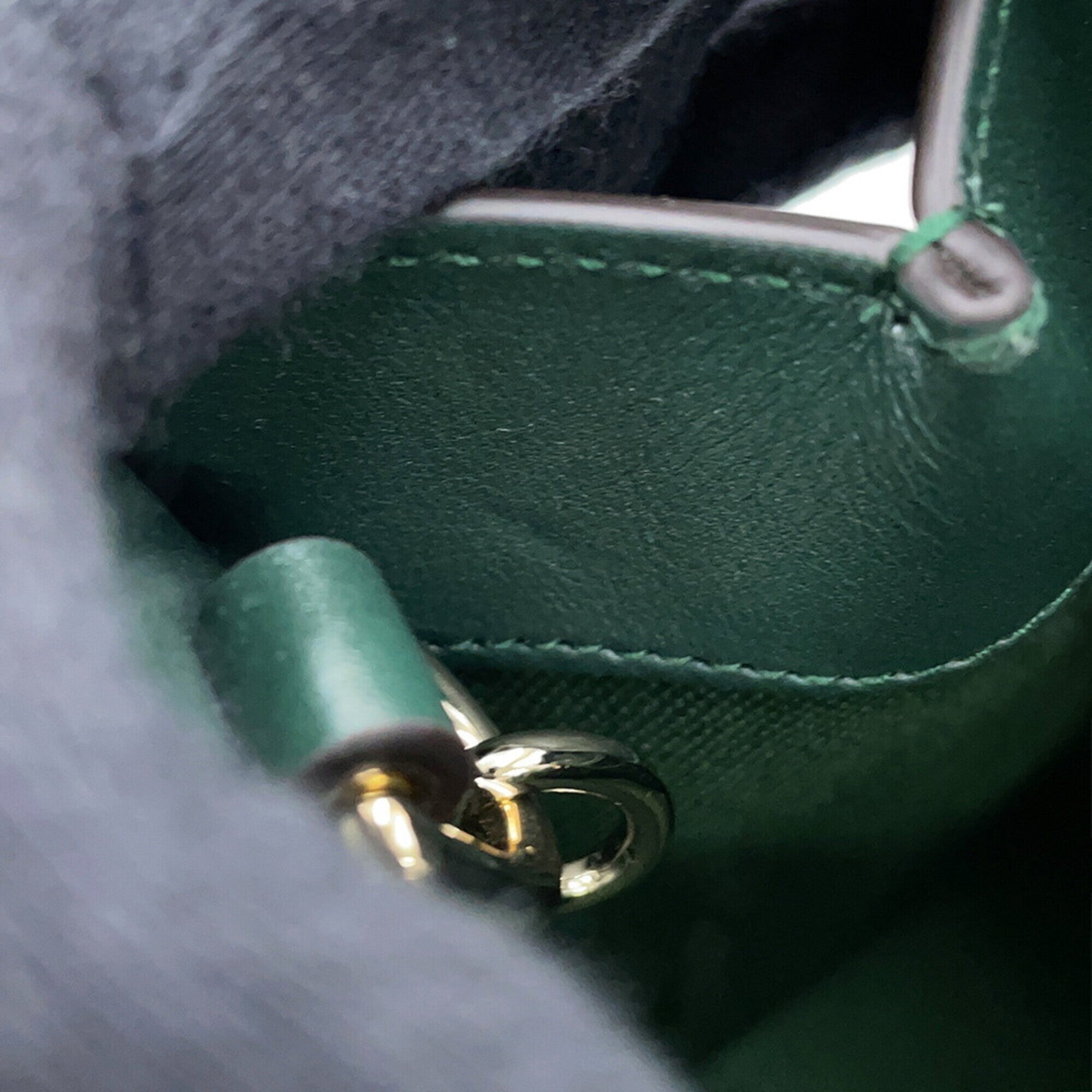Gucci Green Leather Handbag (Pre-Owned)
