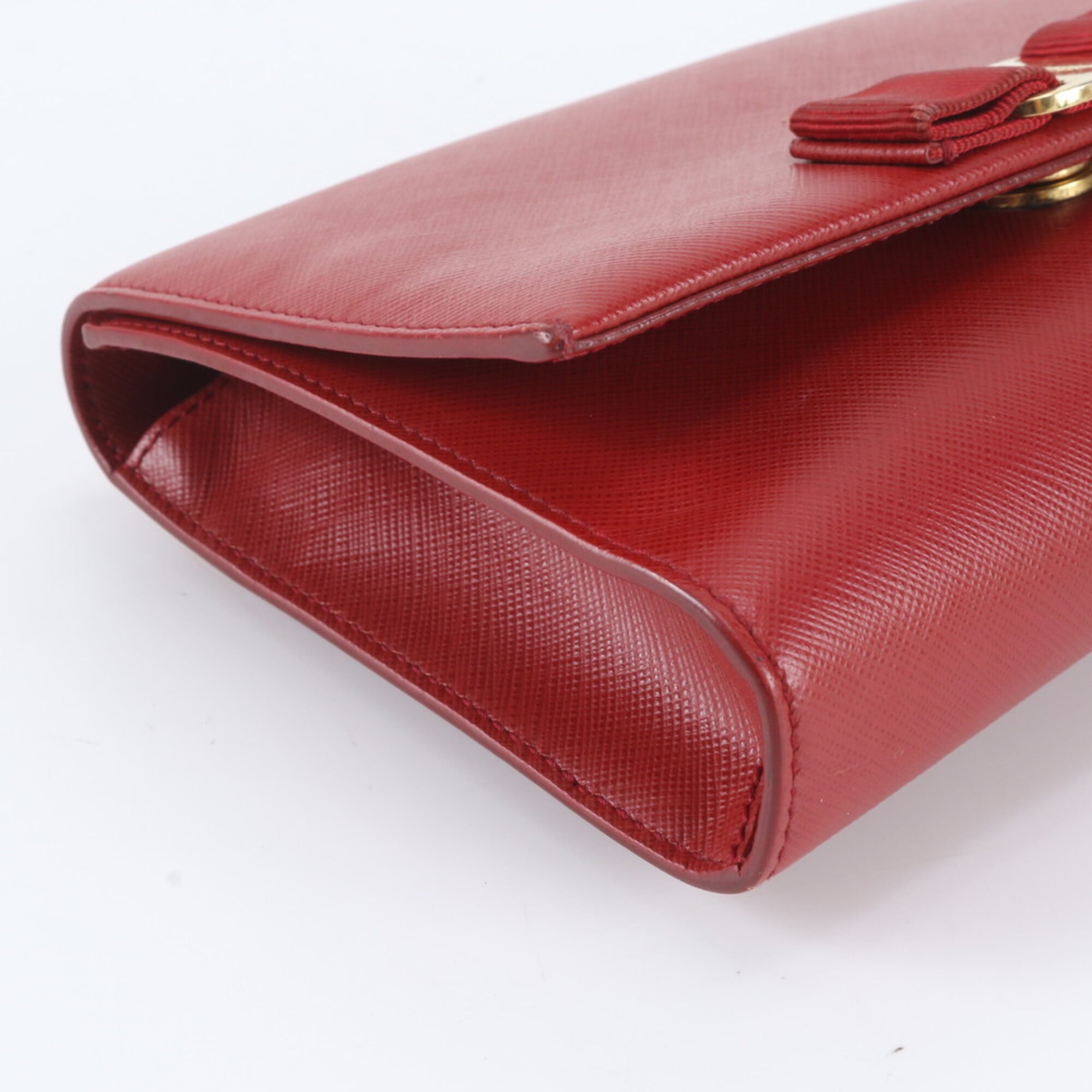 Salvatore Ferragamo Red Color Leather Shoulder Bag (Pre-Owned)