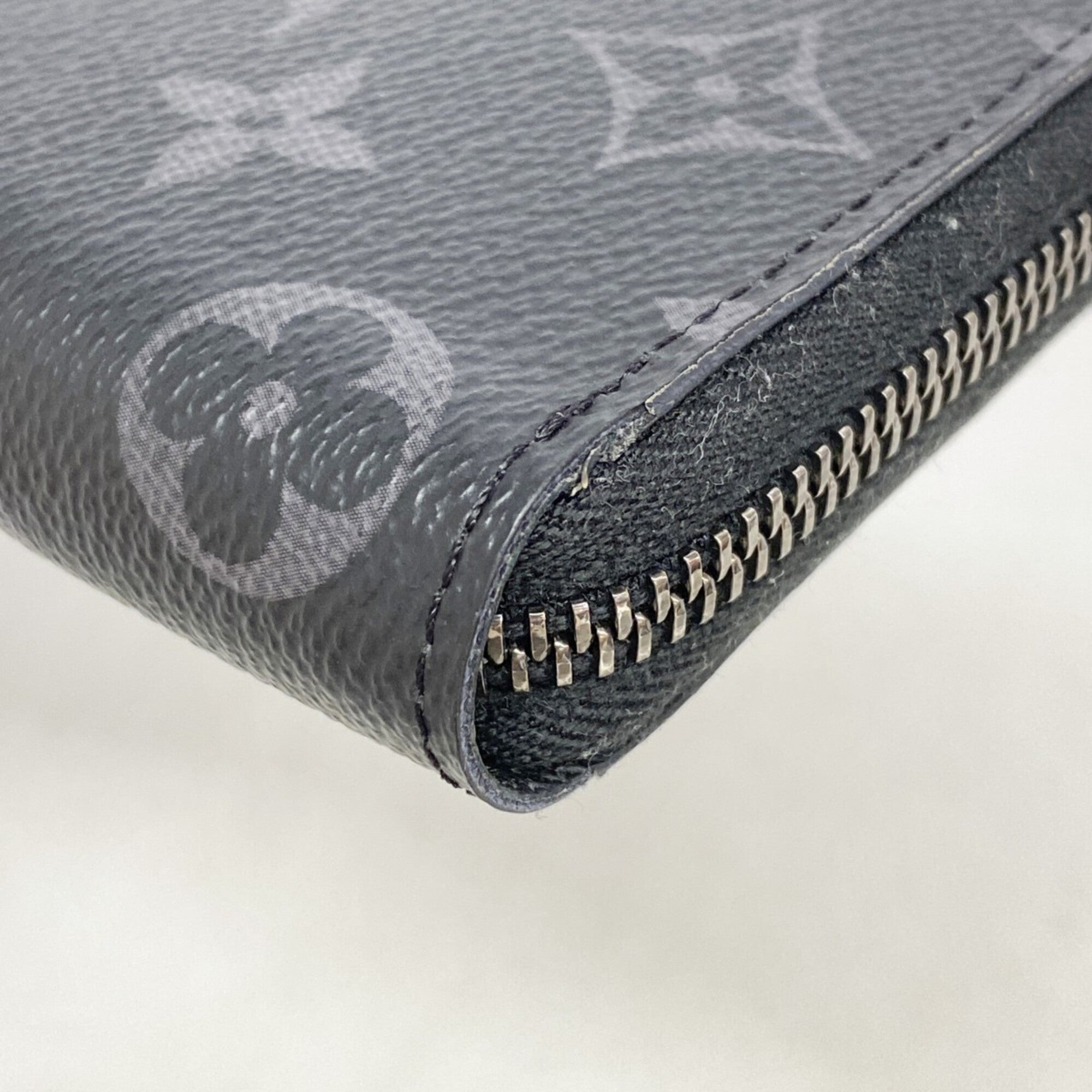 Louis Vuitton Black Long Wallet (Bi-Fold) (Pre-Owned)