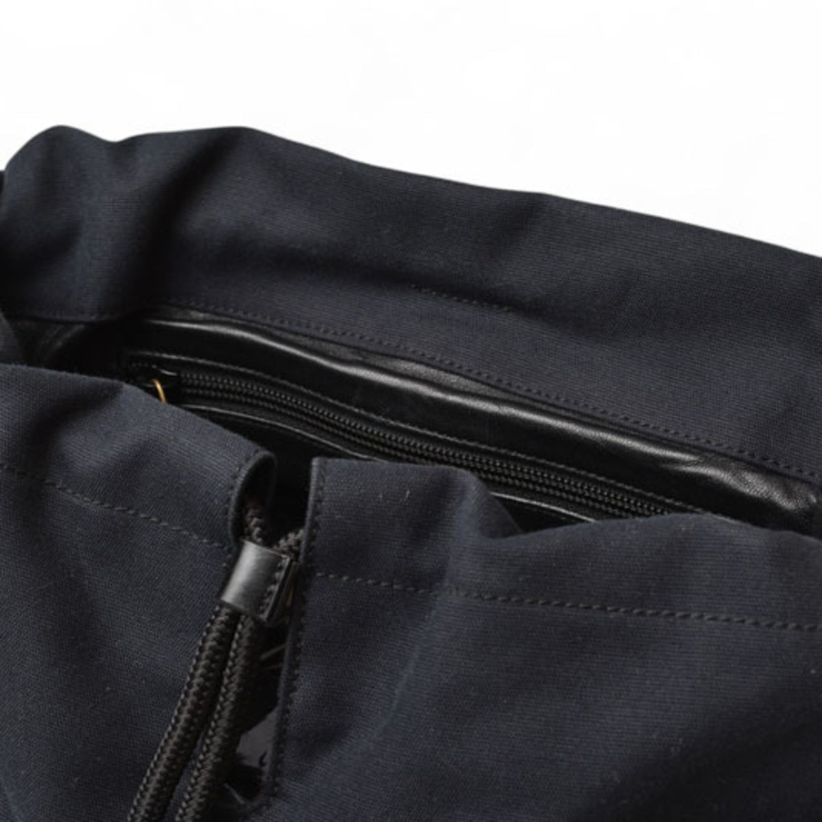 Gucci Black Cotton Canvas Shoulder Bag Sling Bag (Pre-Owned)
