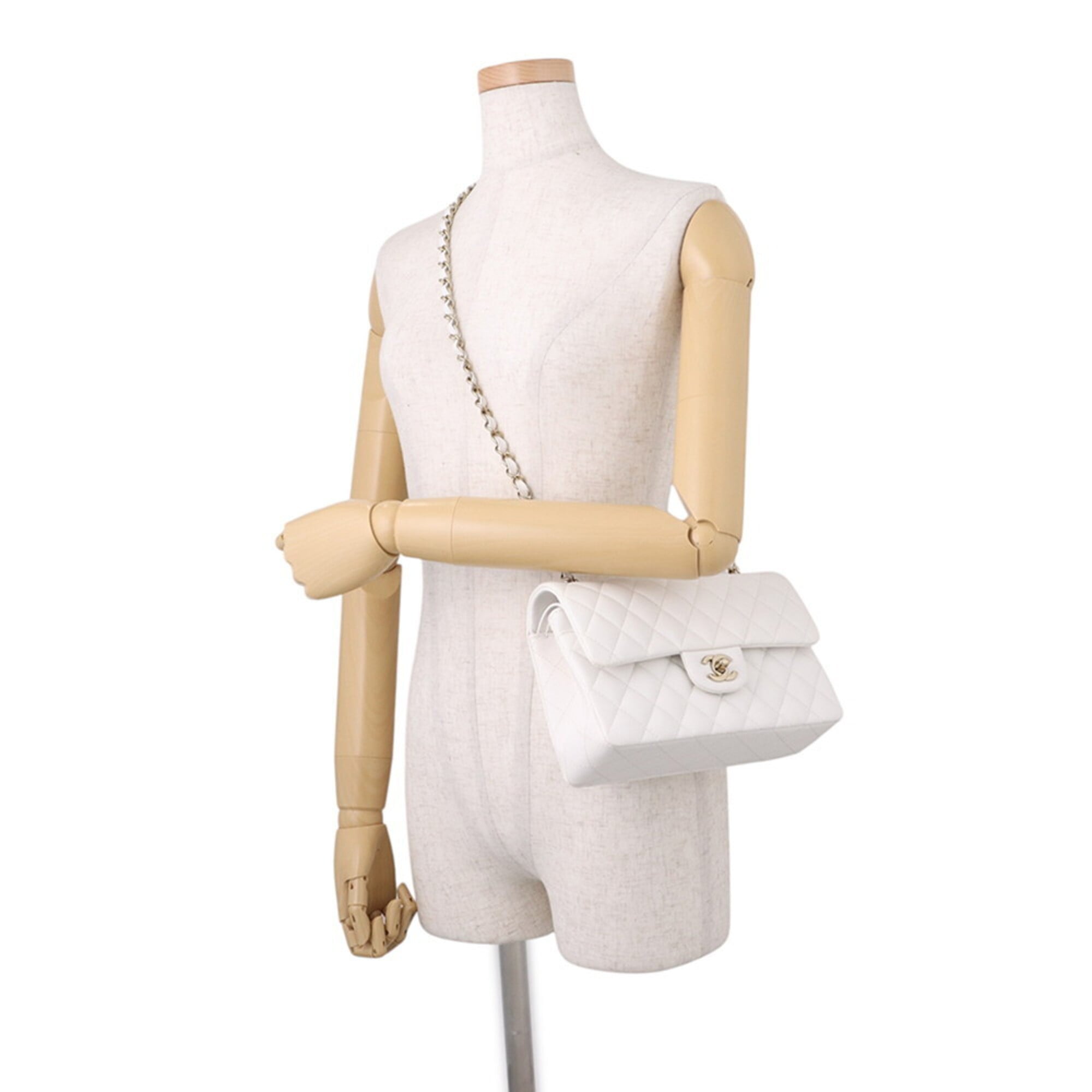 Chanel White Grained Calfskin Handbag Shoulder Bag (Pre-Owned)