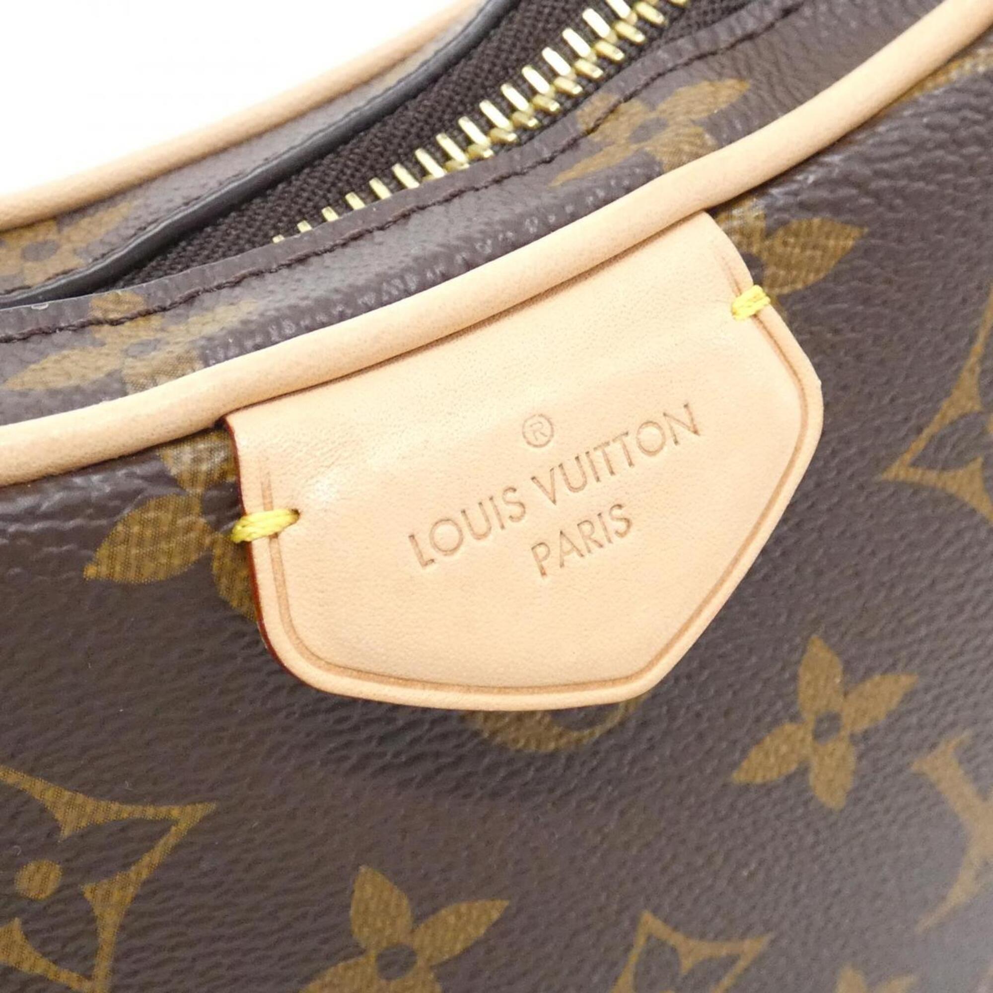 Louis Vuitton Marron Coated Canvas Pouch Shoulder Bag (Pre-Owned)