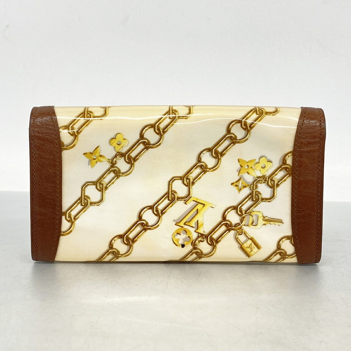 Louis Vuitton Blanc Long Wallet (Bi-Fold) (Pre-Owned)