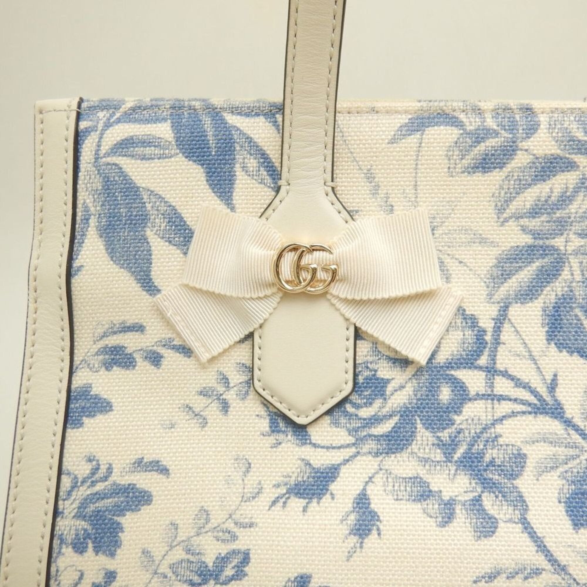 Gucci Blue Ivory Canvas Tote Bag (Pre-Owned)