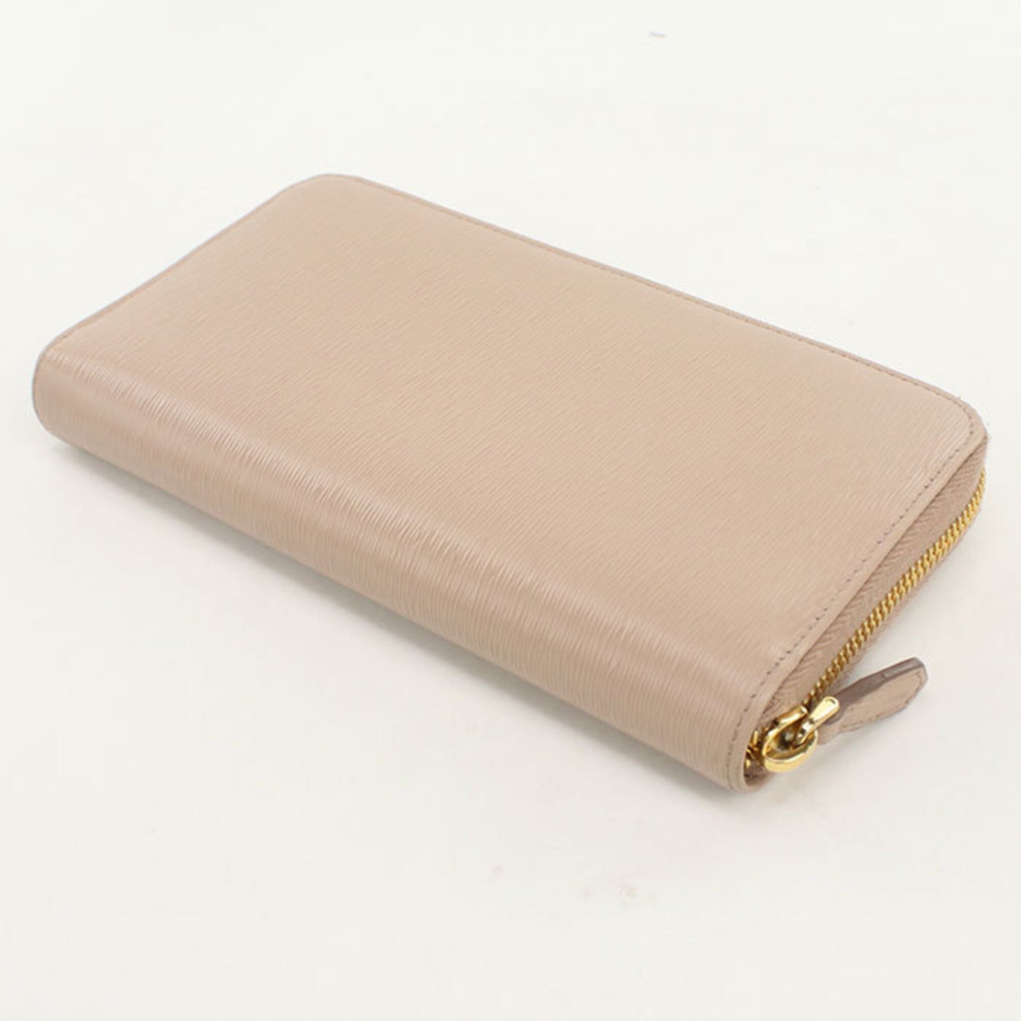 Prada Beige Leather Long Wallet (Bi-Fold) (Pre-Owned)