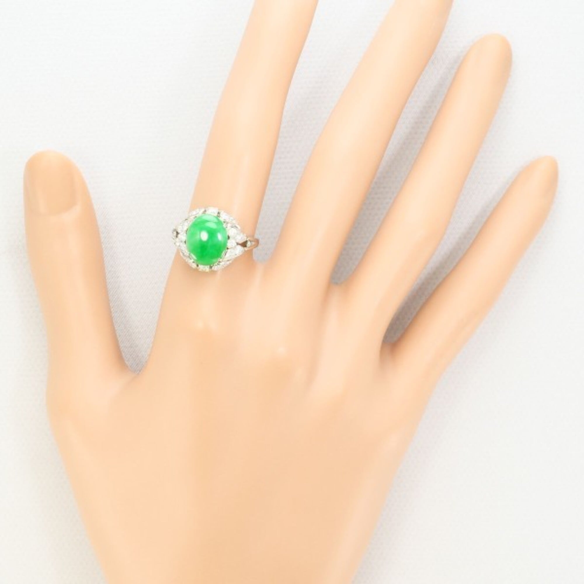 Unbranded Green Platinum Platinum Band Ring (Pre-Owned)