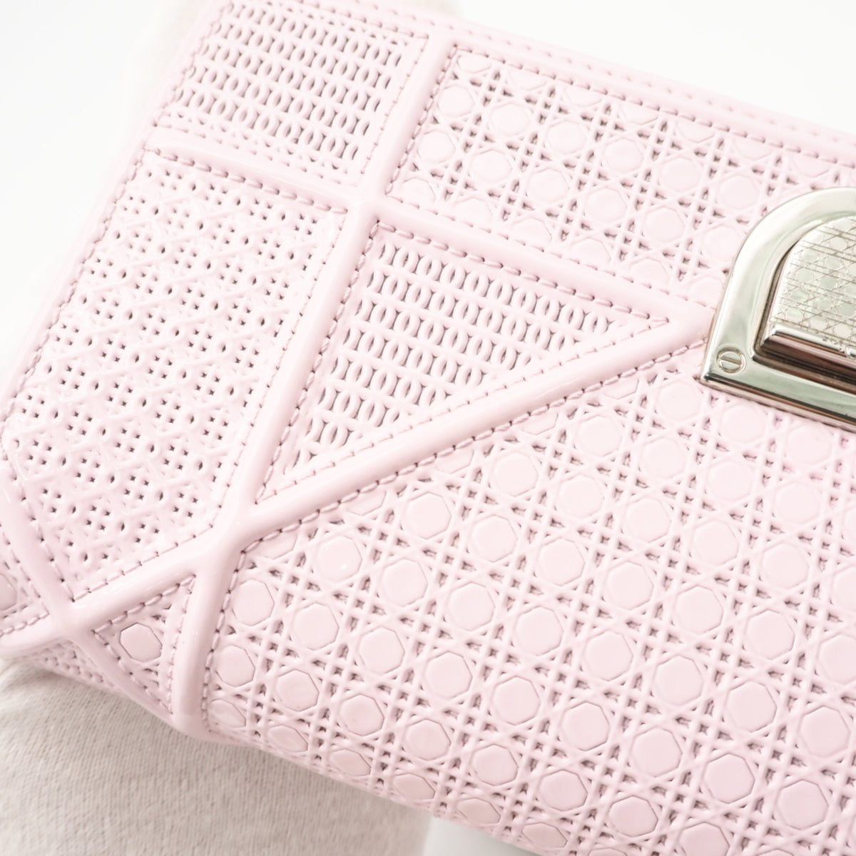 Christian Dior Pink Leather Chain/Shoulder Wallet (Pre-Owned)