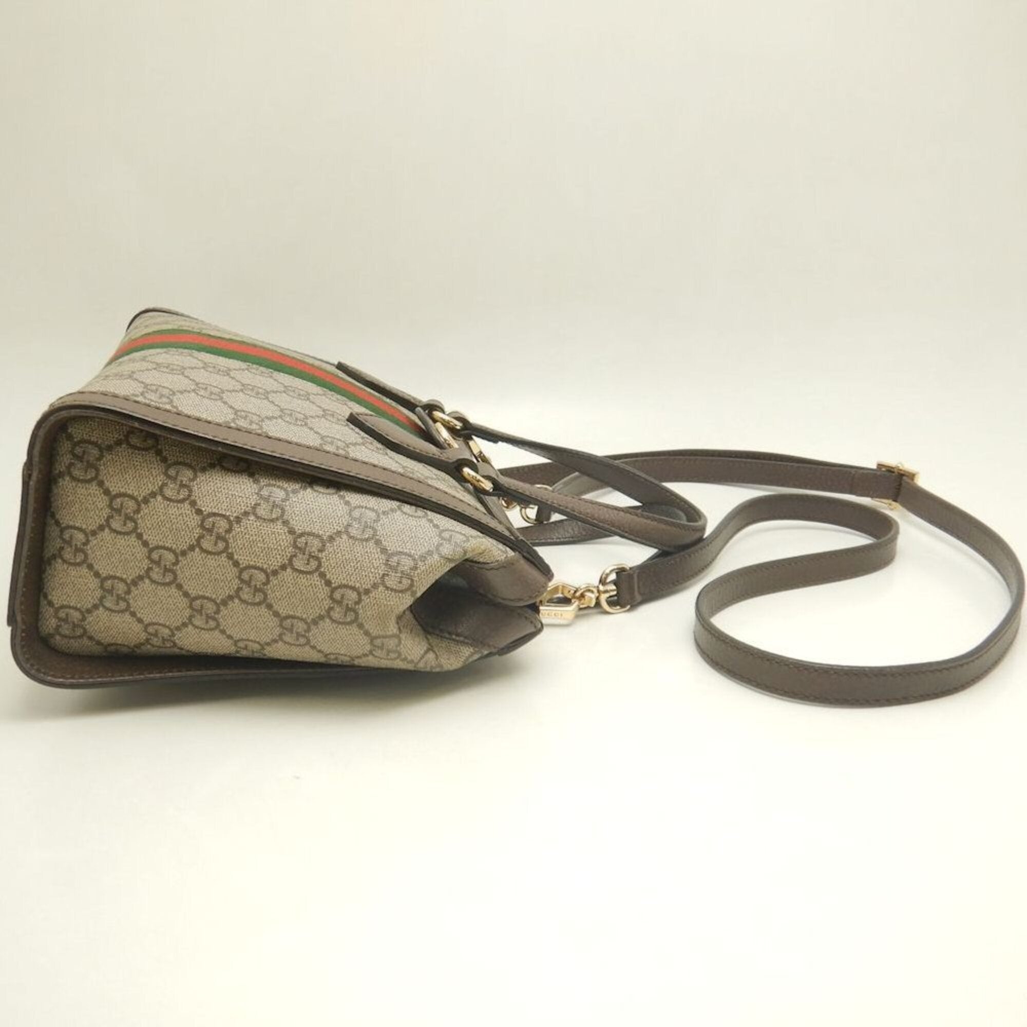 Gucci Beige Gg Supreme Tote Bag (Pre-Owned)