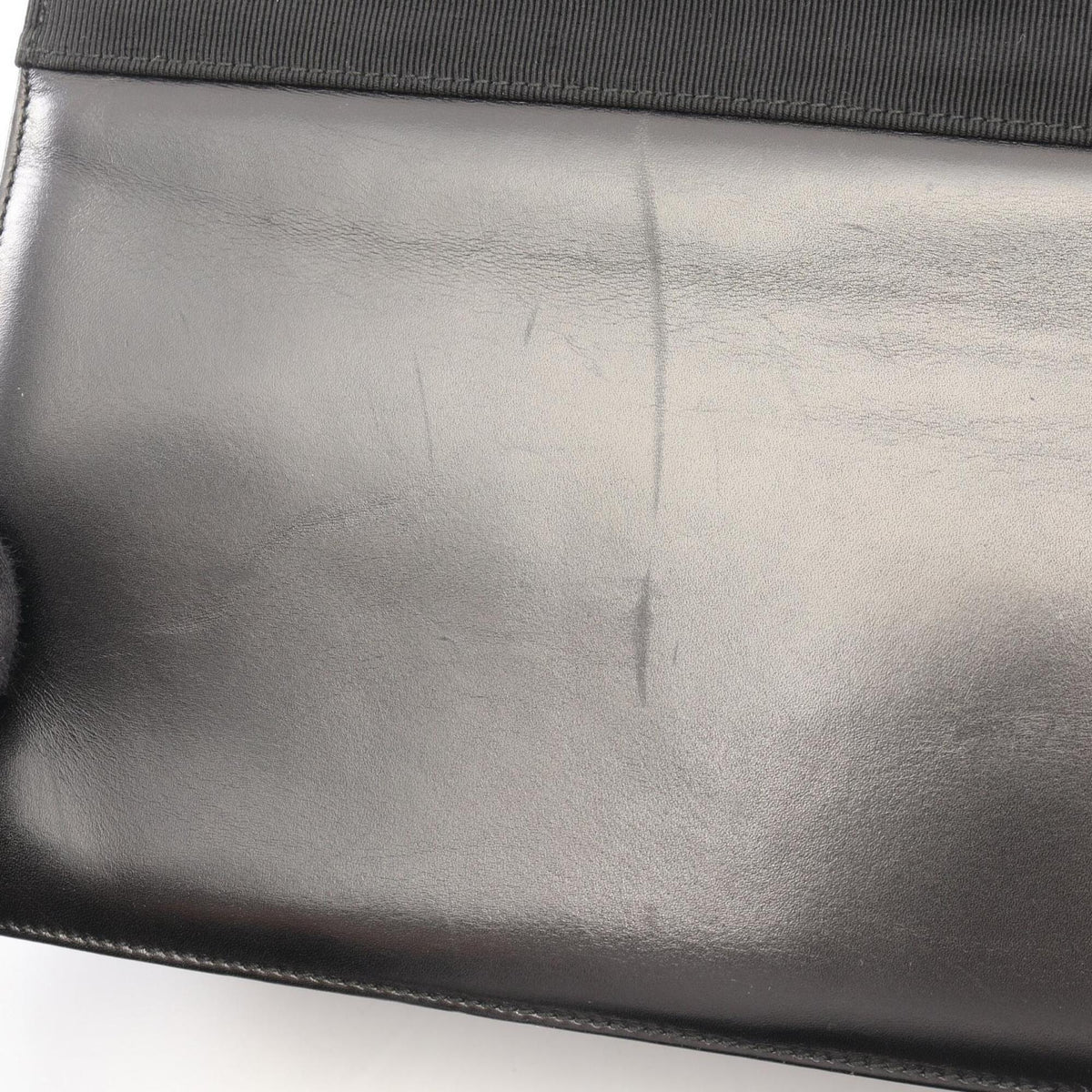 Salvatore Ferragamo Black Leather Handbag (Pre-Owned)