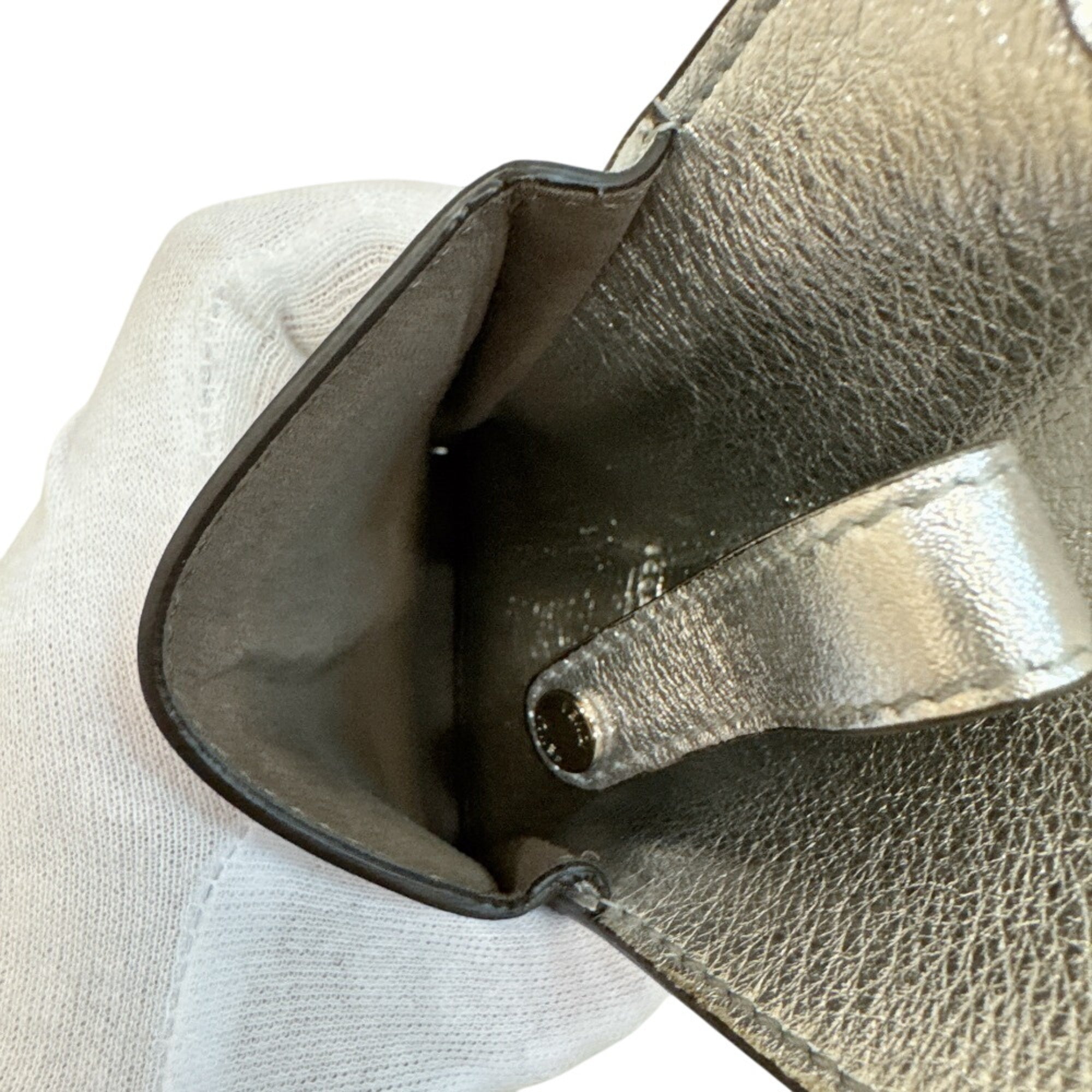 Fendi Silver Leather Fanny Pack (Pre-Owned)