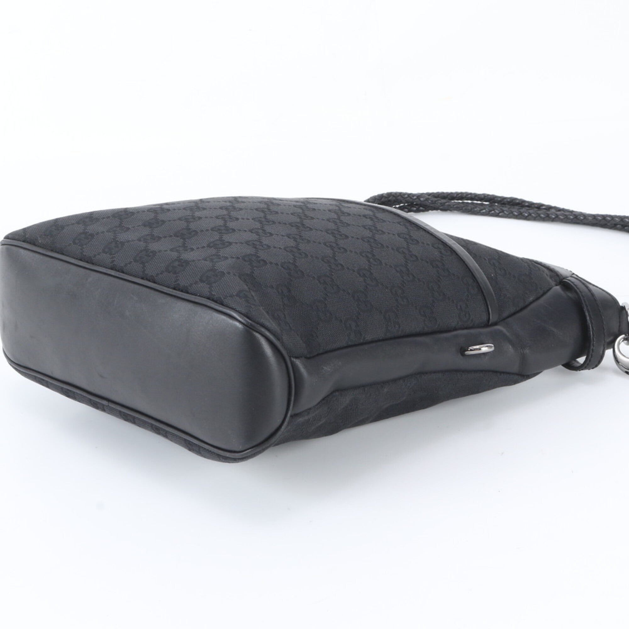 Gucci Gg Canvas Black Gg Canvas Shoulder Bag (Pre-Owned)