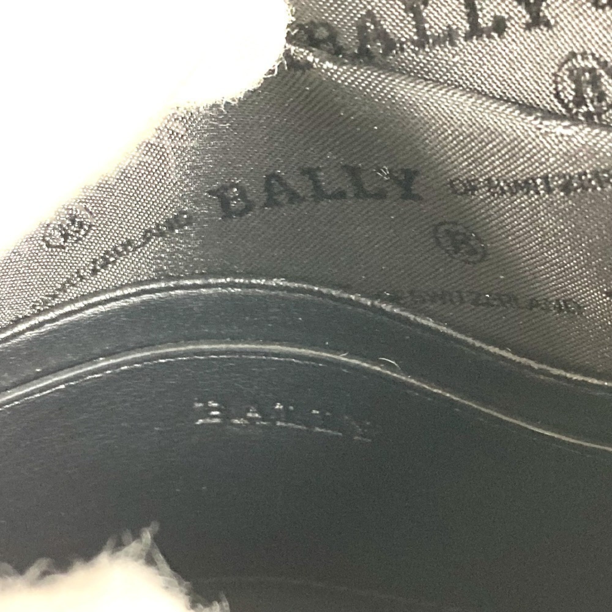 Bally Black Nylon Canvas Shoulder Bag (Pre-Owned)