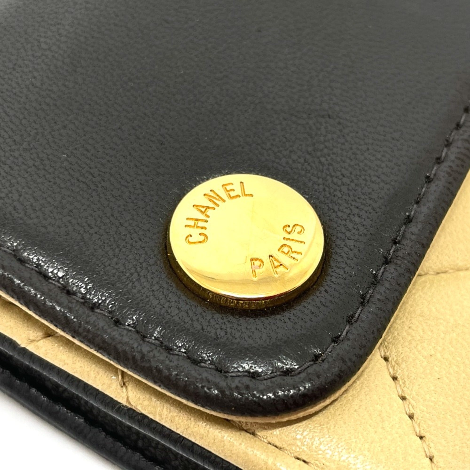 Chanel Black Leather Other (Pre-Owned)