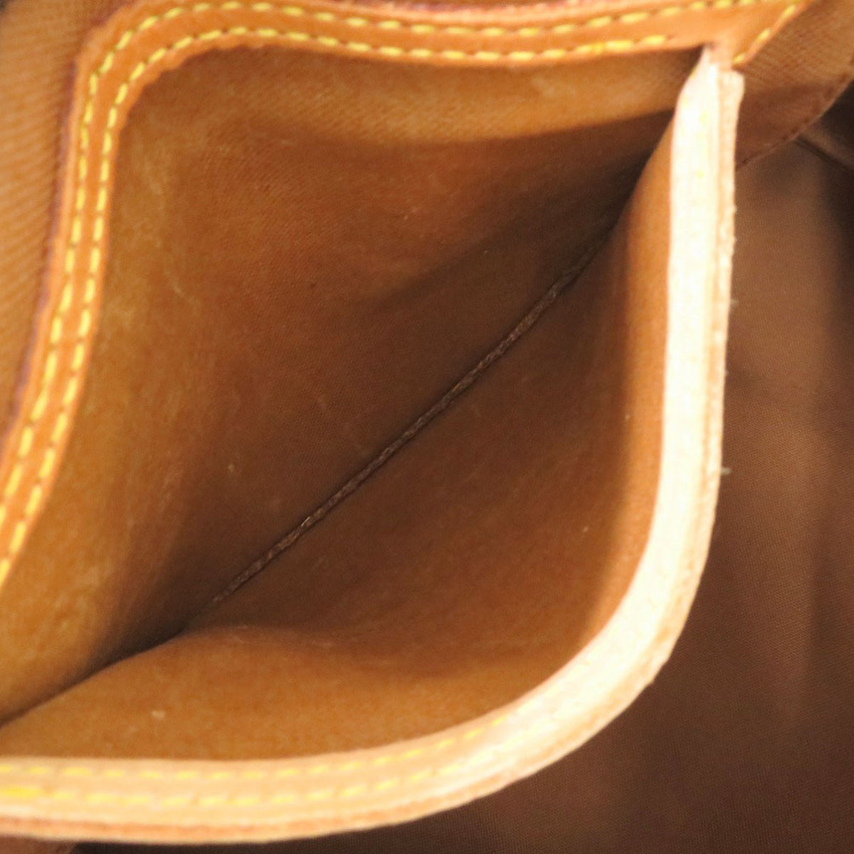 Louis Vuitton Brown Monogram Monogram Handbag (Pre-Owned)