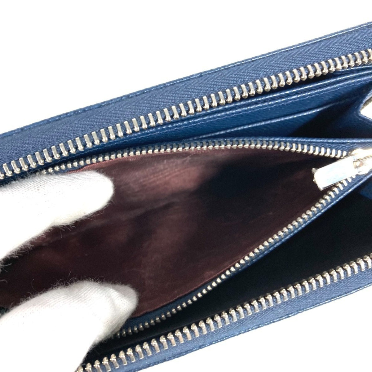 Bvlgari Blue Leather Long Wallet (Bi-Fold) (Pre-Owned)