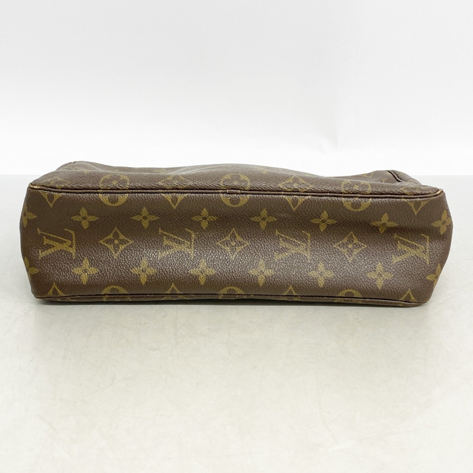 Louis Vuitton Brown Pouch (Pre-Owned)