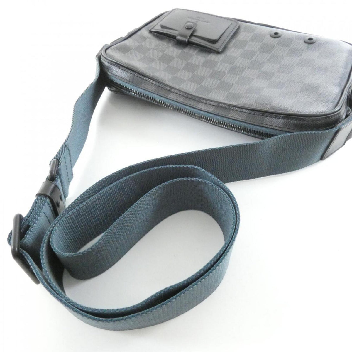 Louis Vuitton Black Graphite Gray Coated Canvas Shoulder Bag (Pre-Owned)