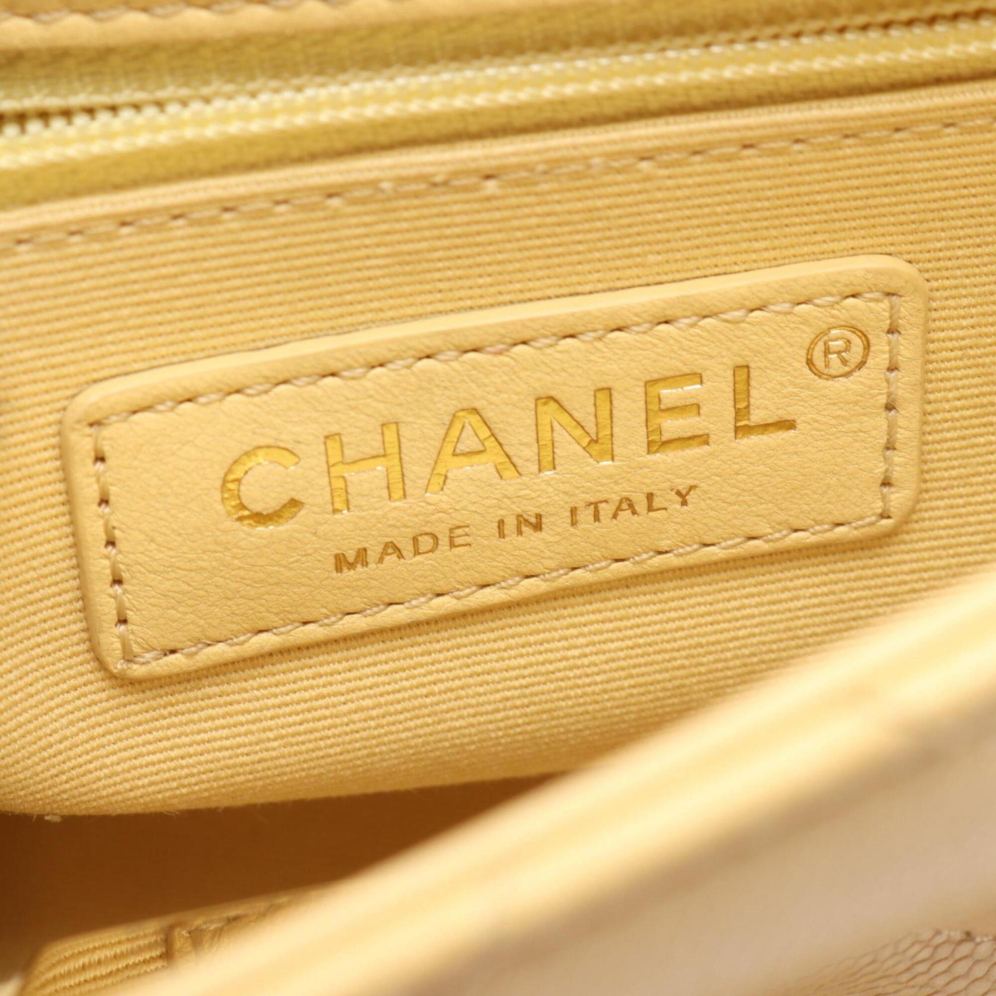 Chanel Yellow Leather Shoulder Bag (Pre-Owned)