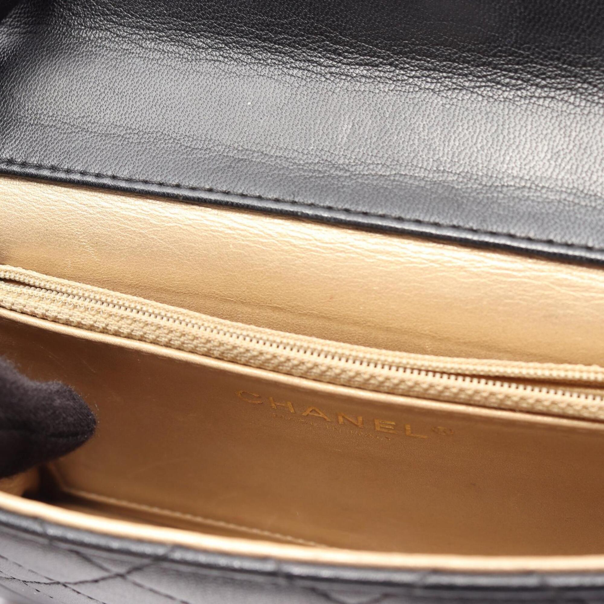 Chanel Black Leather Handbag Shoulder Bag (Pre-Owned)