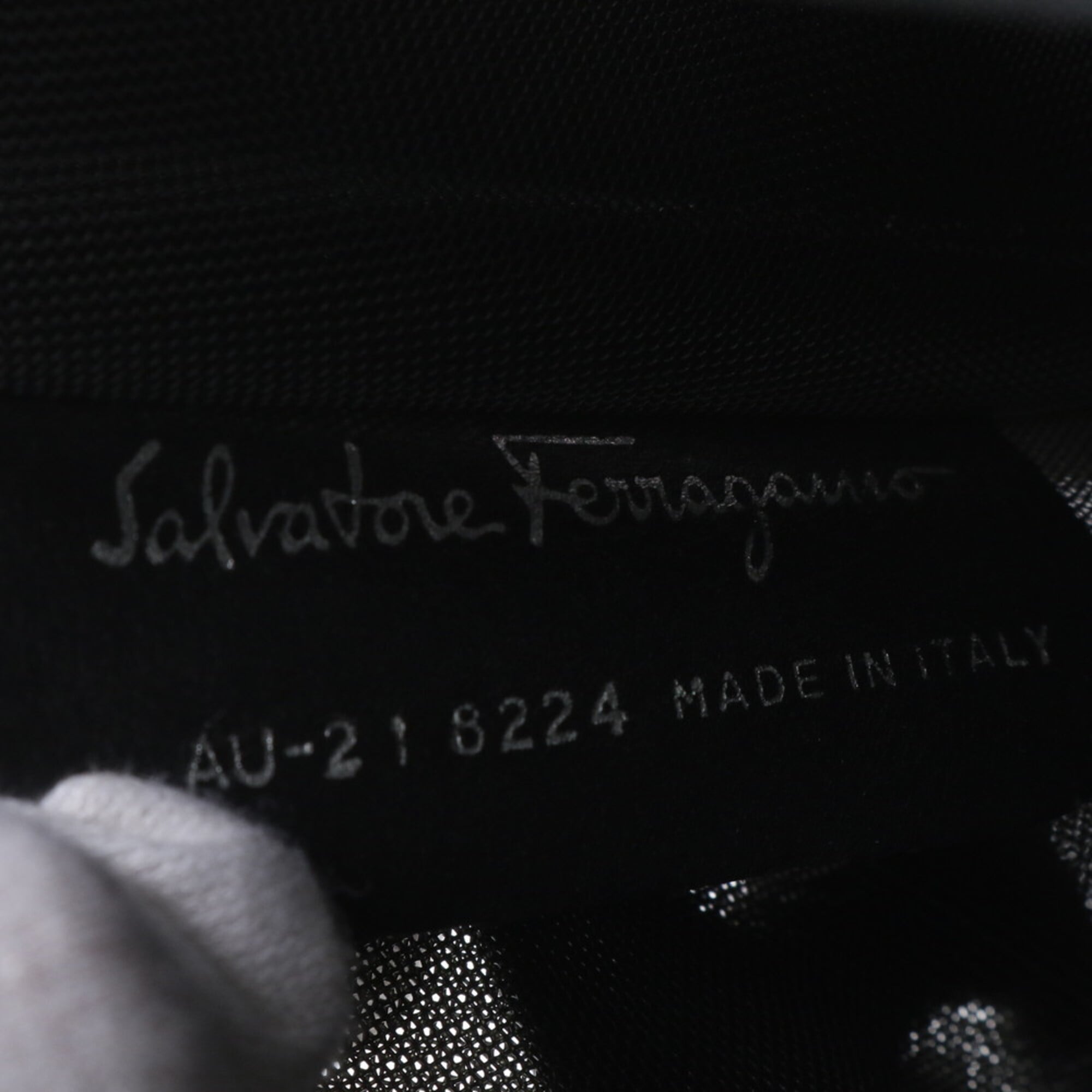 Salvatore Ferragamo Black Leather Handbag Shoulder Bag Tote Bag (Pre-Owned)